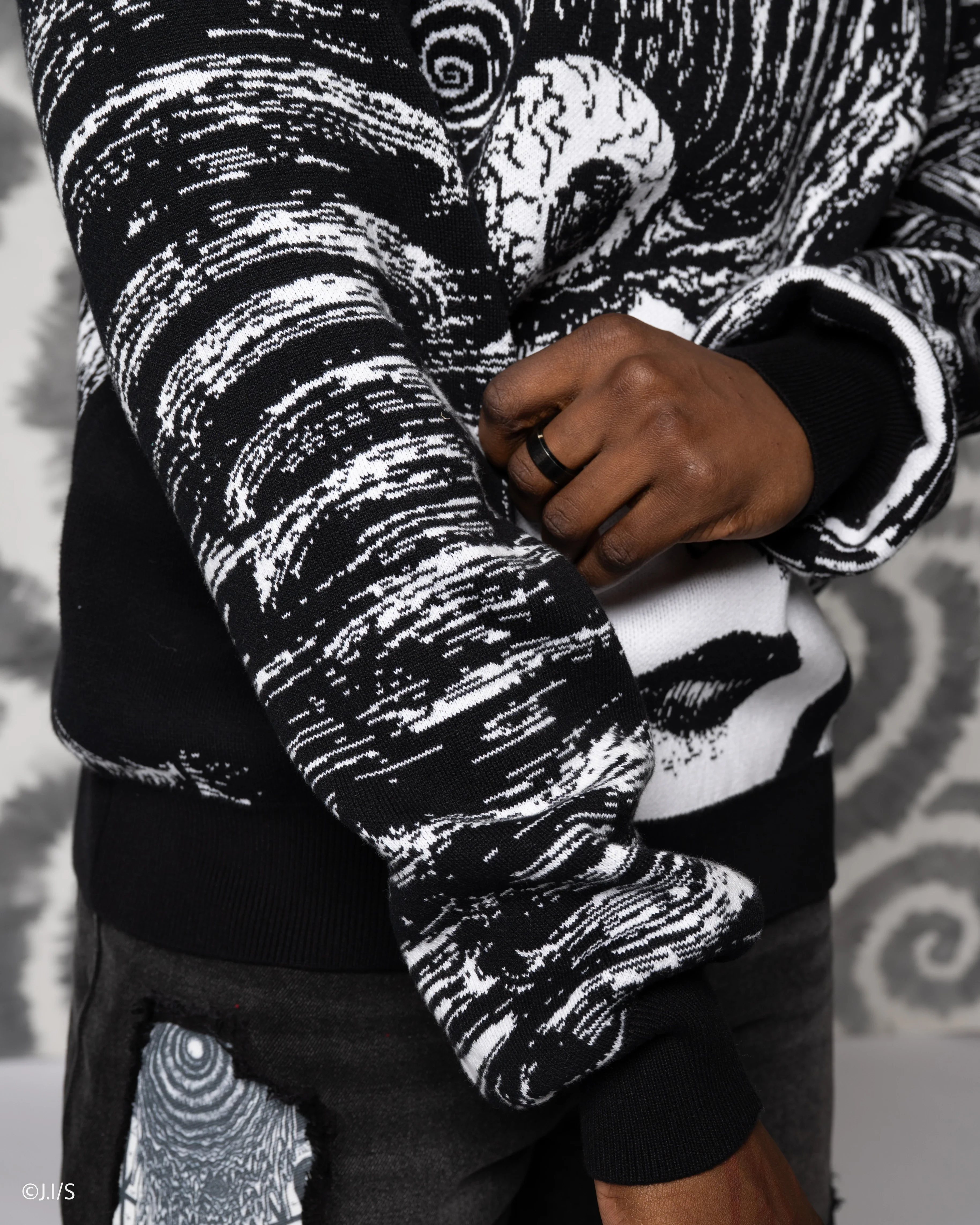 Azami Uzumaki Sweater [EARLY ACCESS] - Image 19