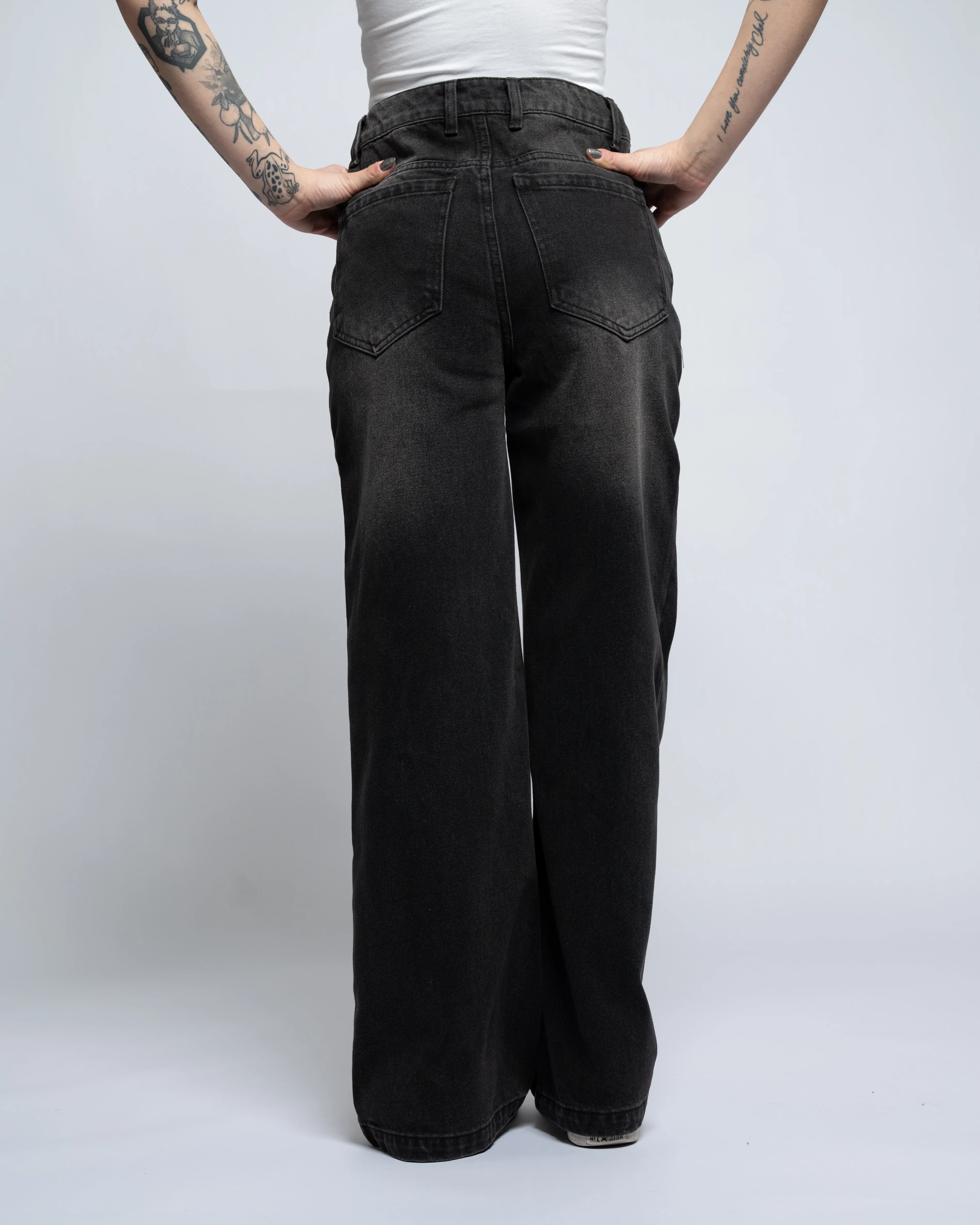 Black Baggy Jeans - Image 17