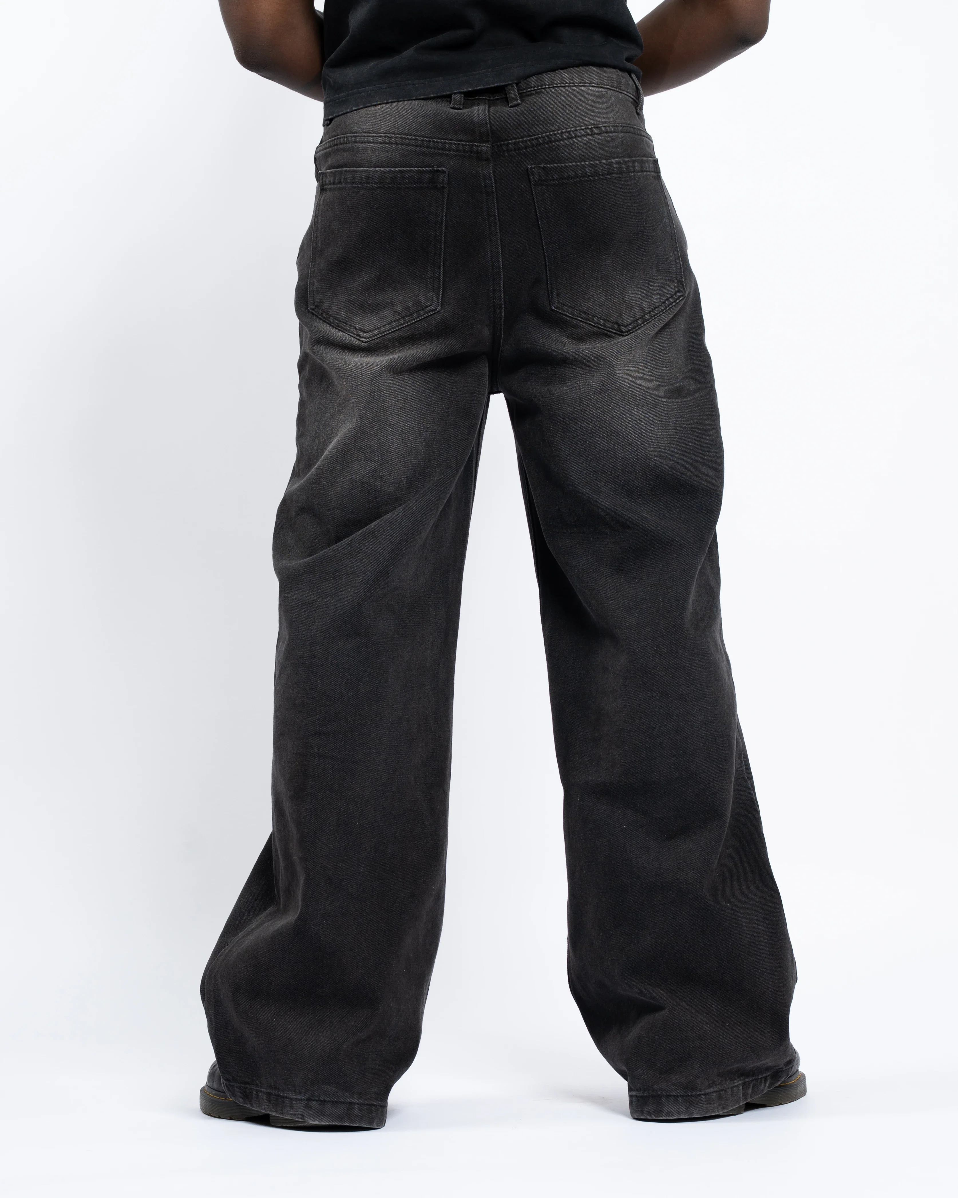 Black Baggy Jeans - Image 9