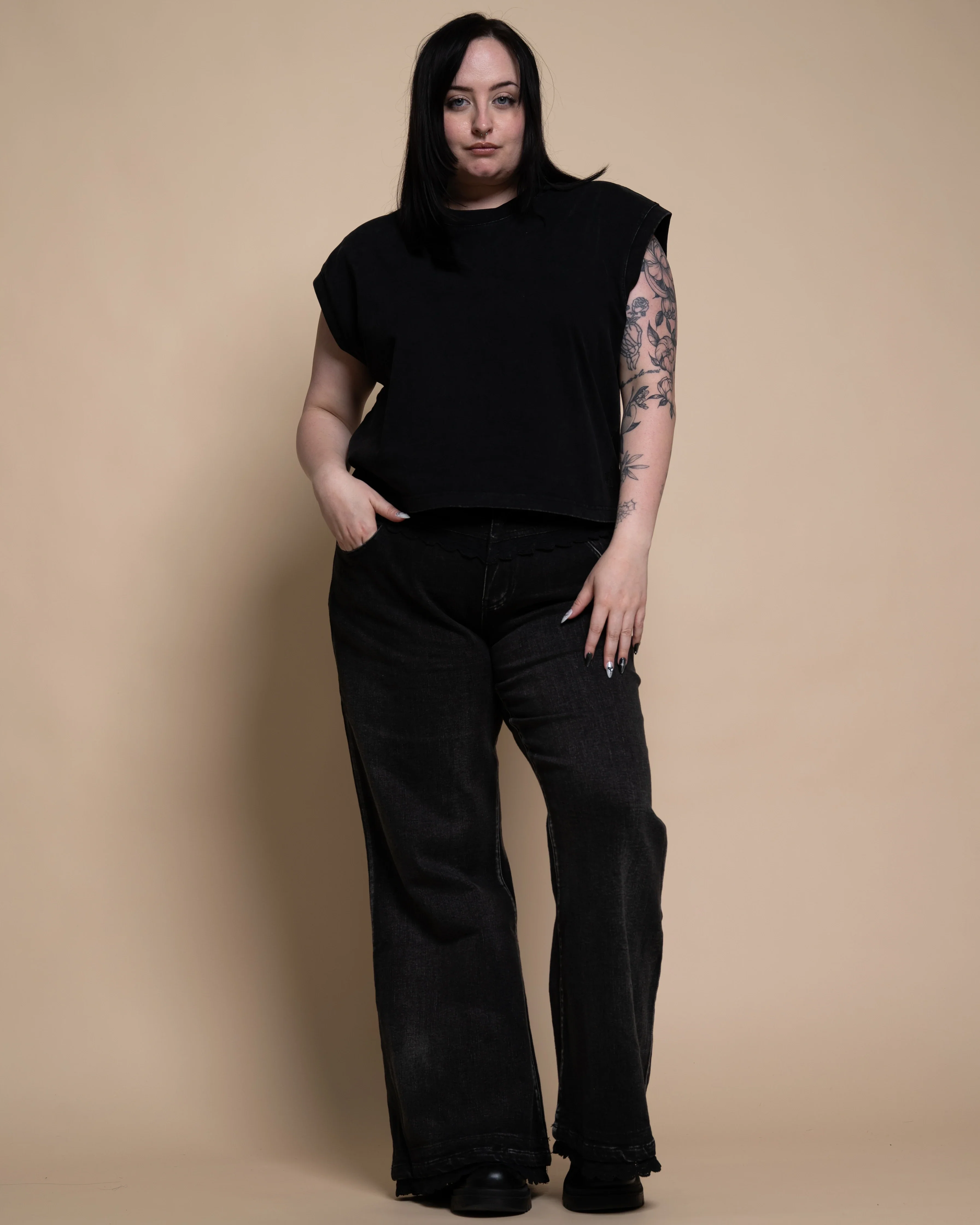 Black Lace Jeans - Image 11
