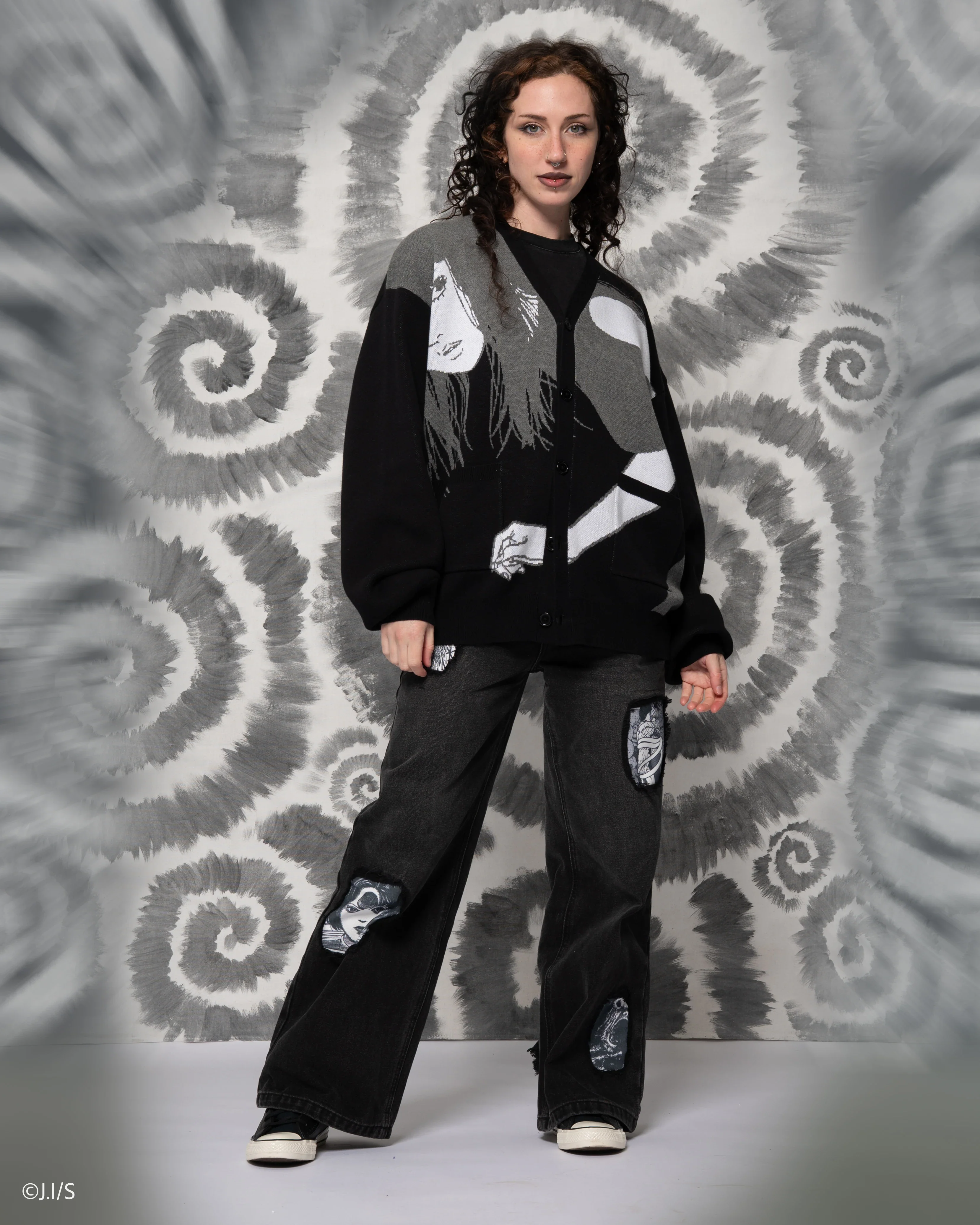 Black Paradox Cardigan [EARLY ACCESS] - Image 3