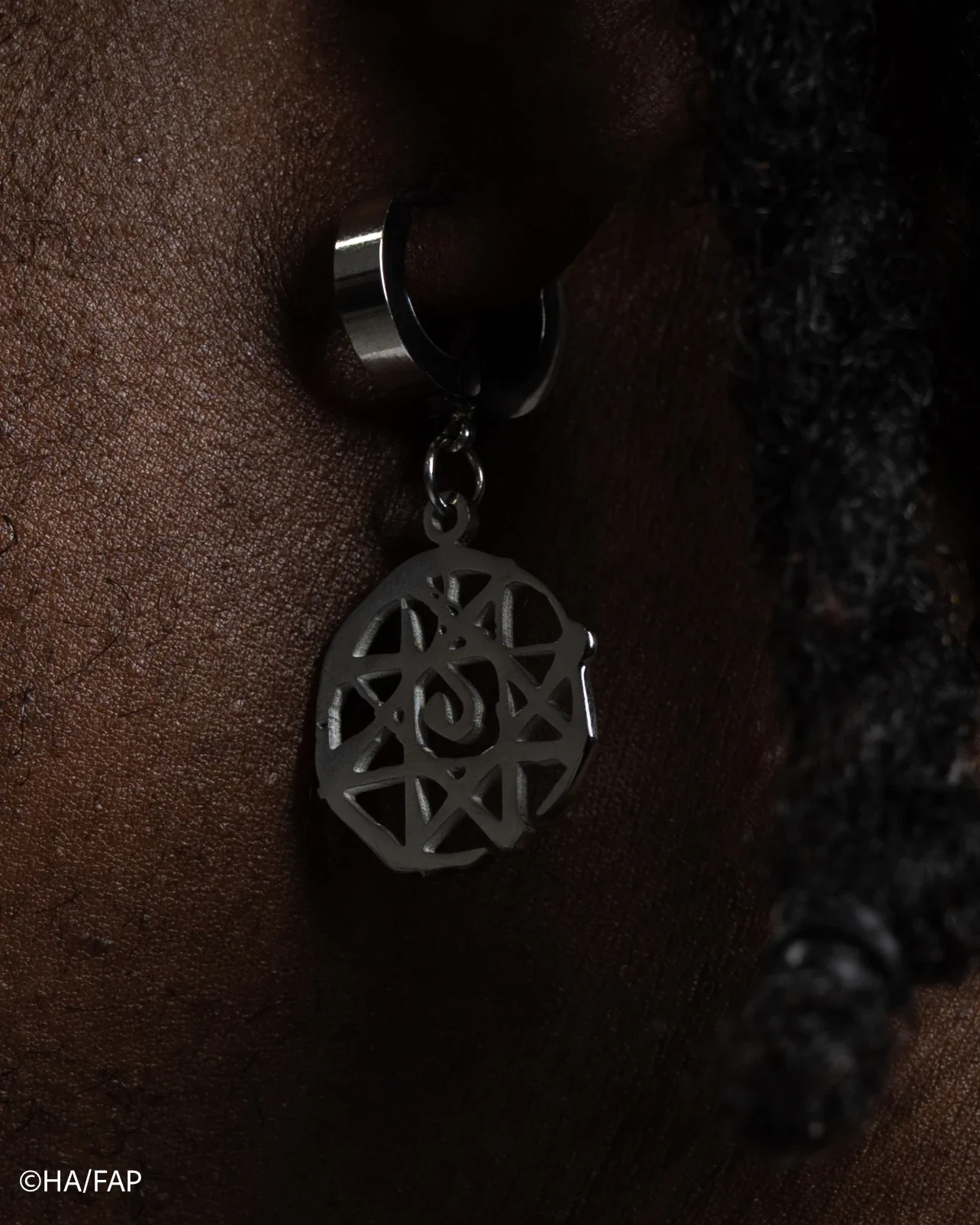 Blood Seal Earrings - Image 4