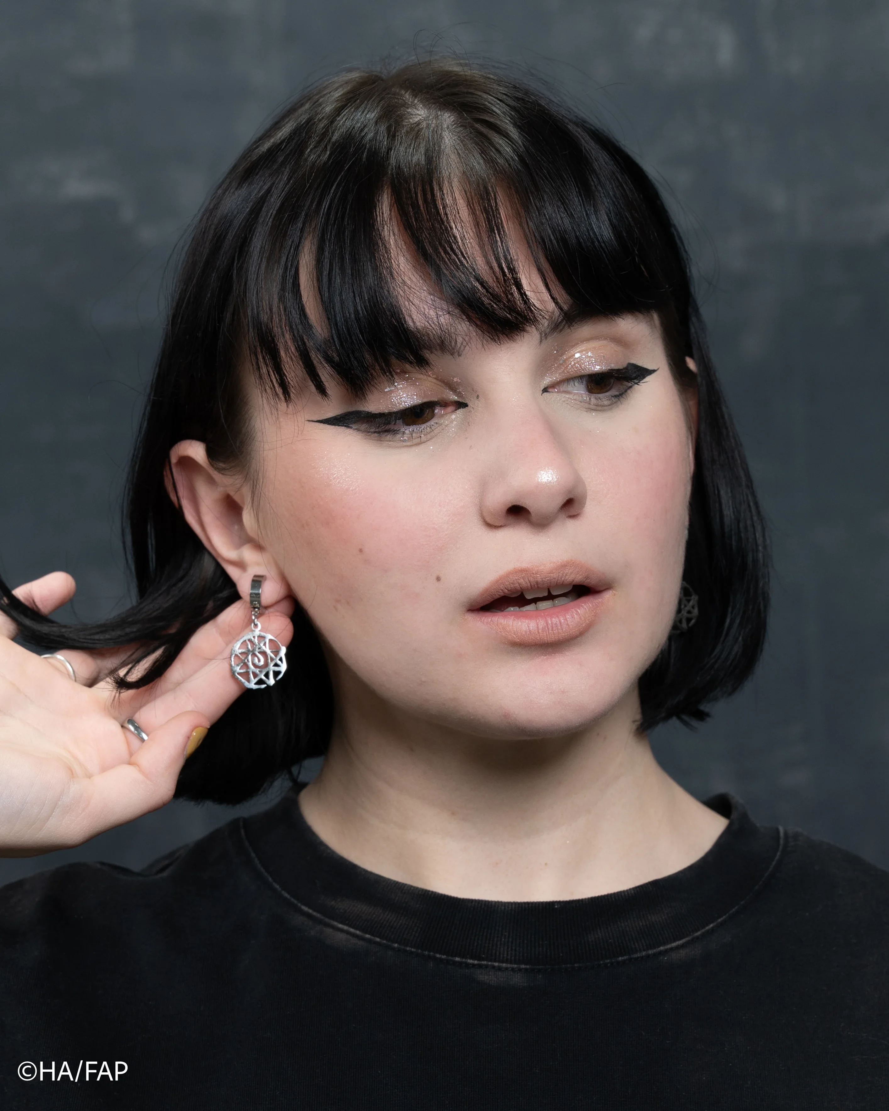 Blood Seal Earrings - Image 6
