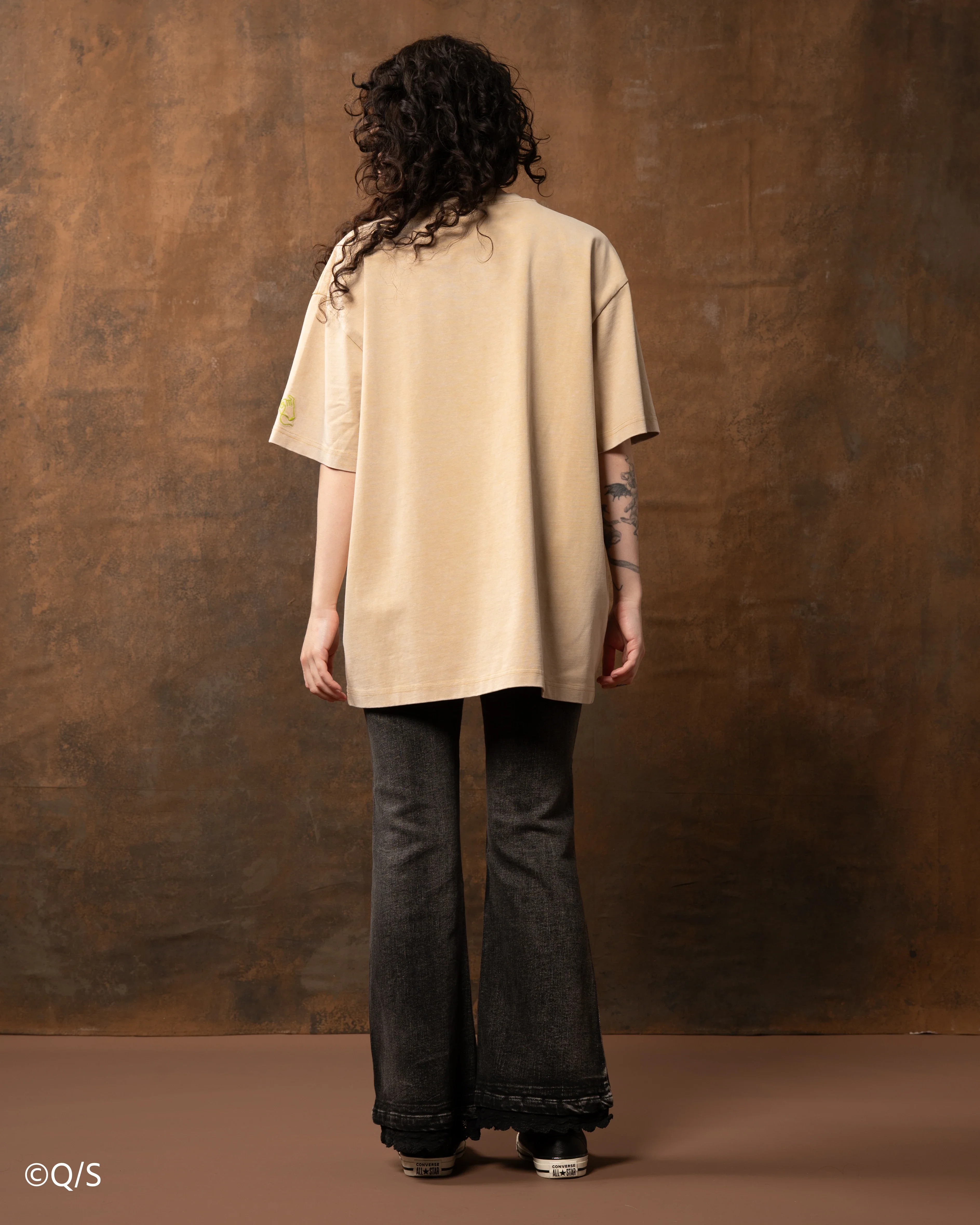 Caiman Front Print Tee - Image 8