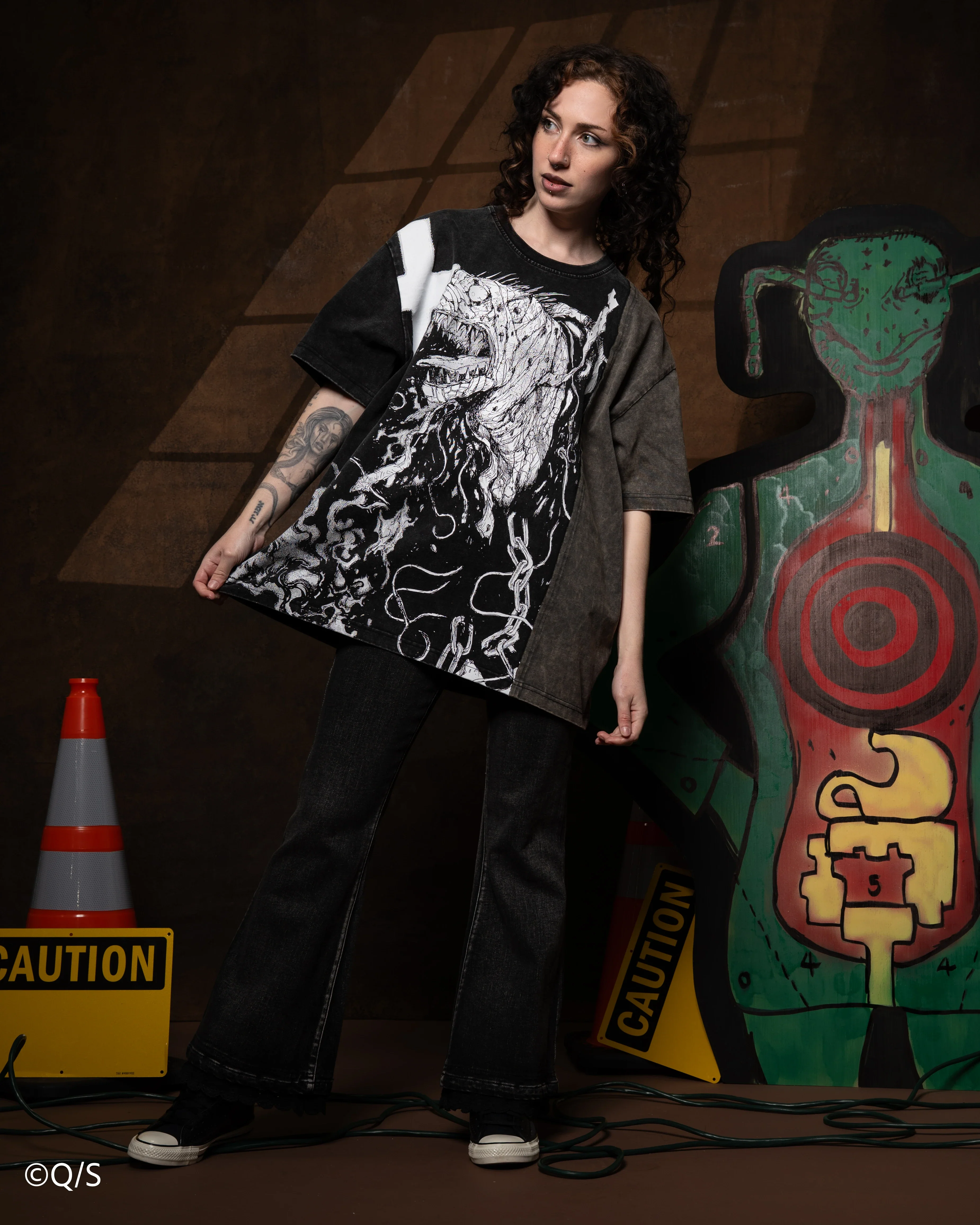 Caiman Side Cut Tee - Image 3