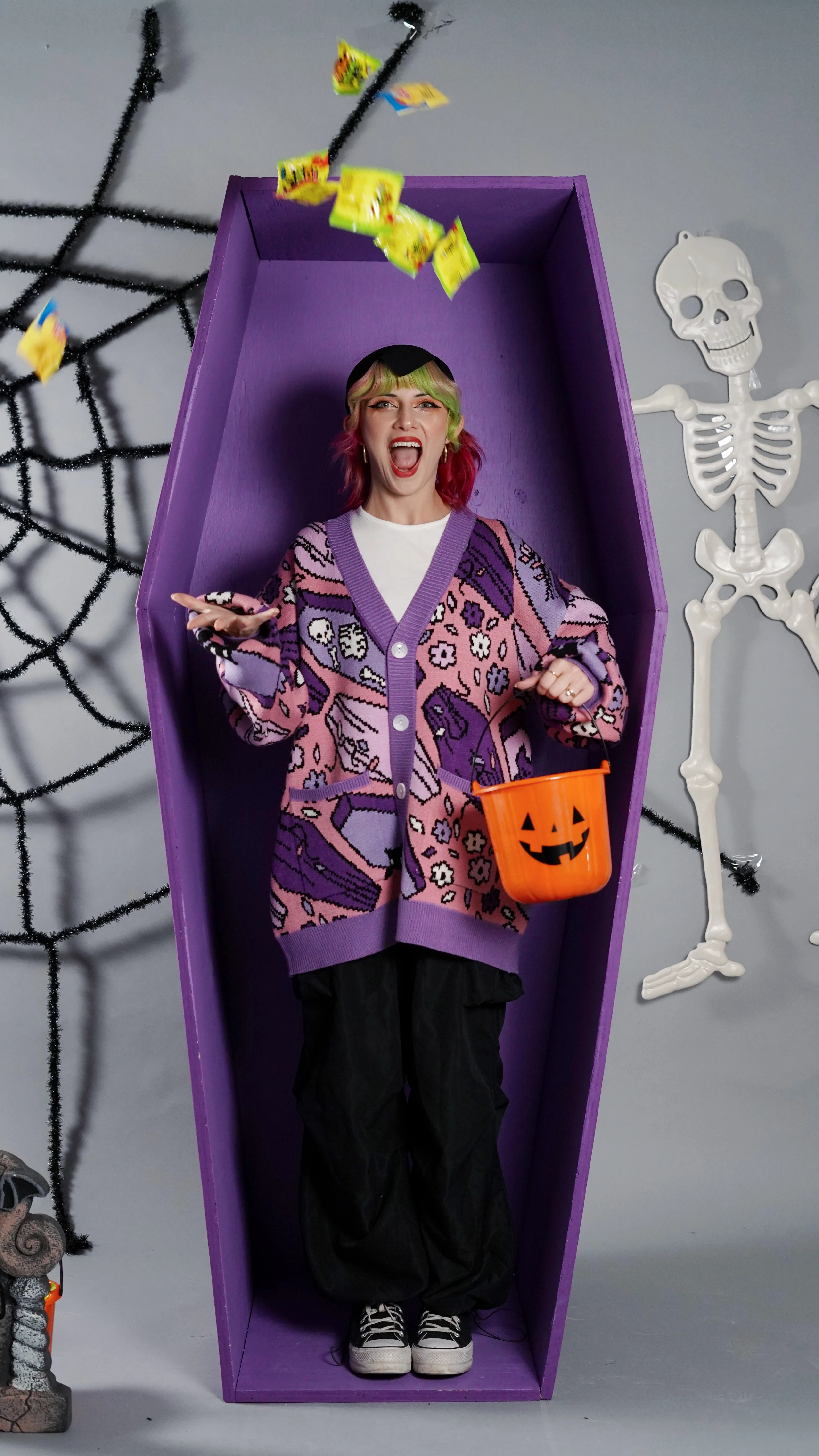 Casket Cardigan - Image 5