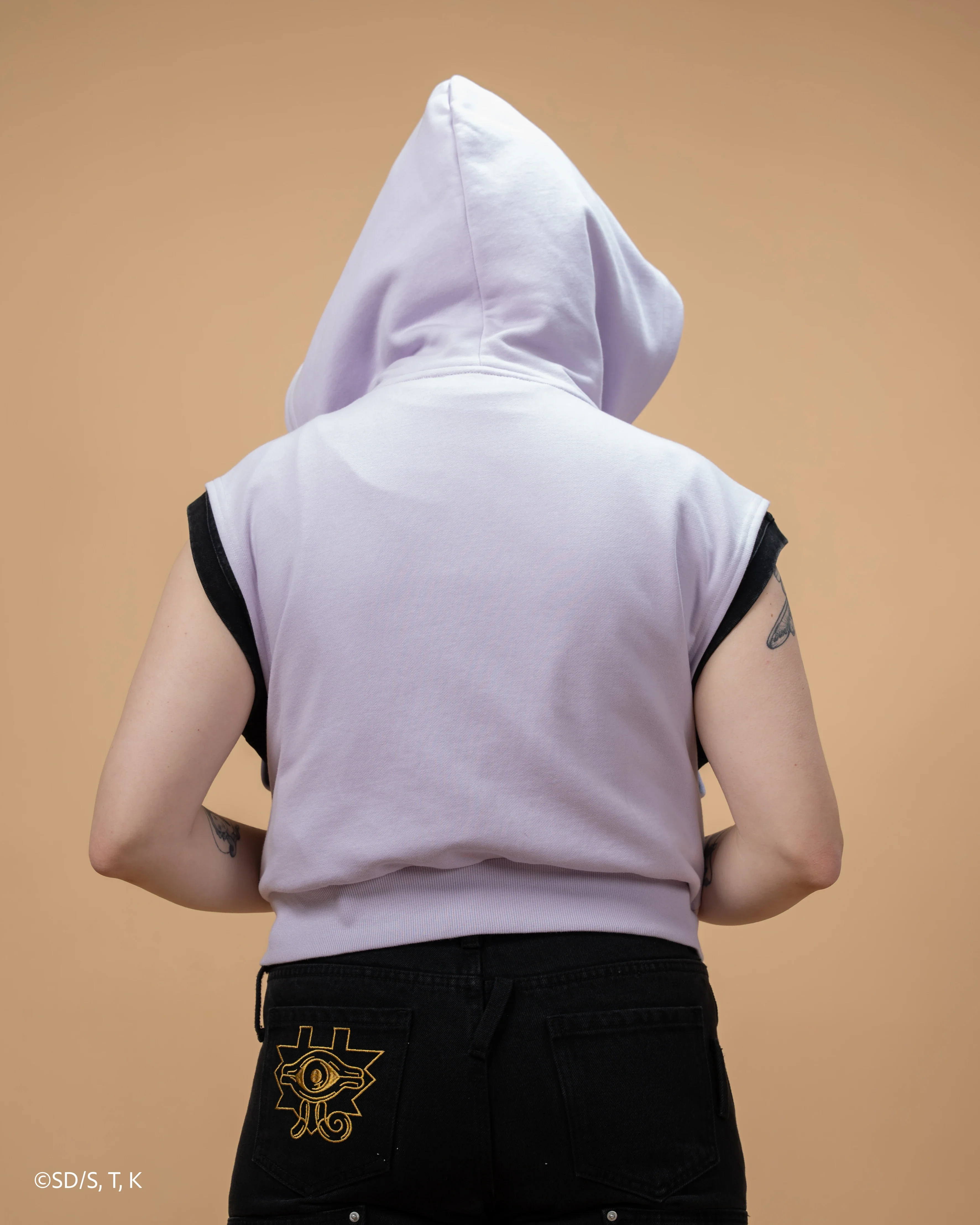 Cropped Marik Hoodie - Image 11