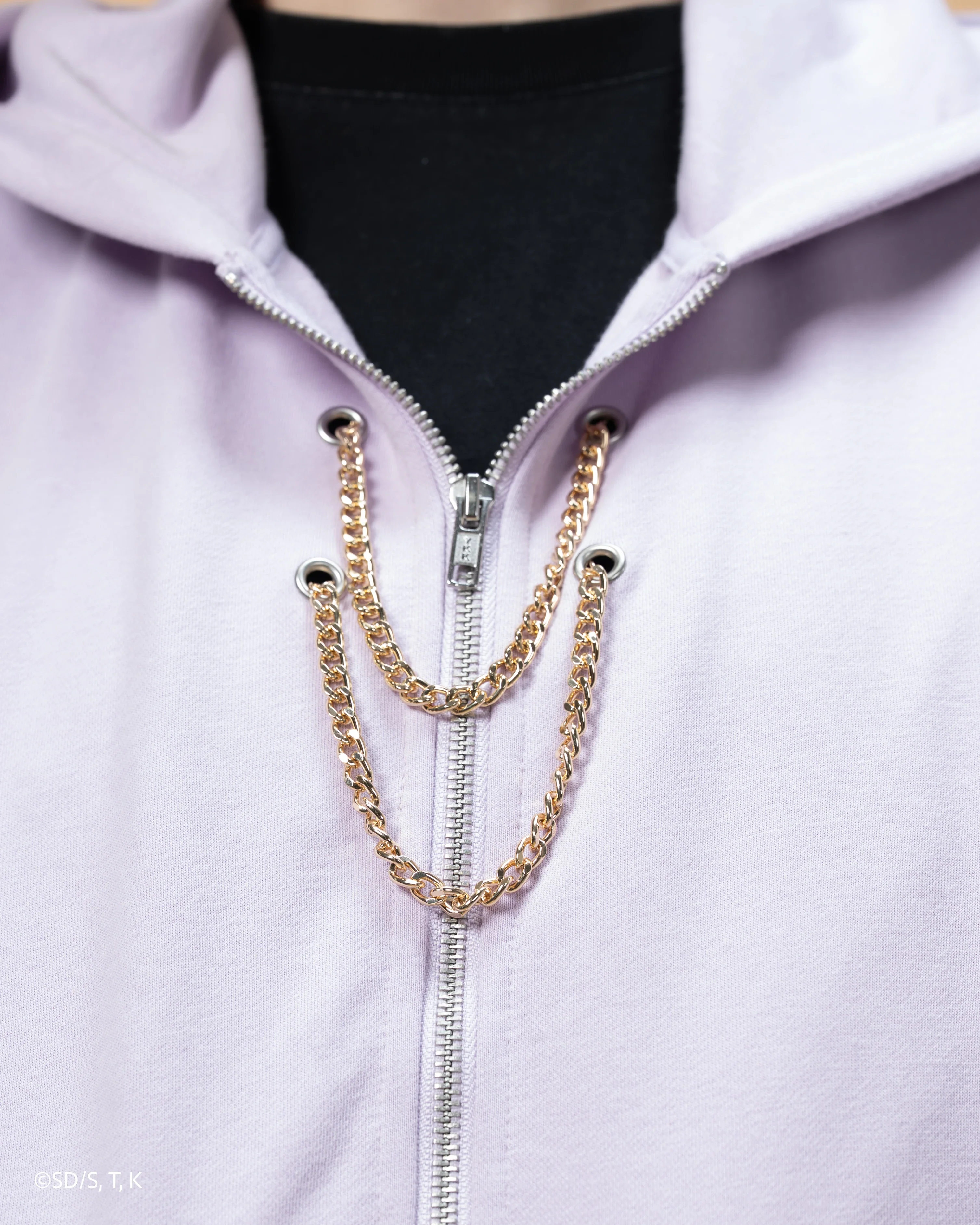 Cropped Marik Hoodie - Image 13