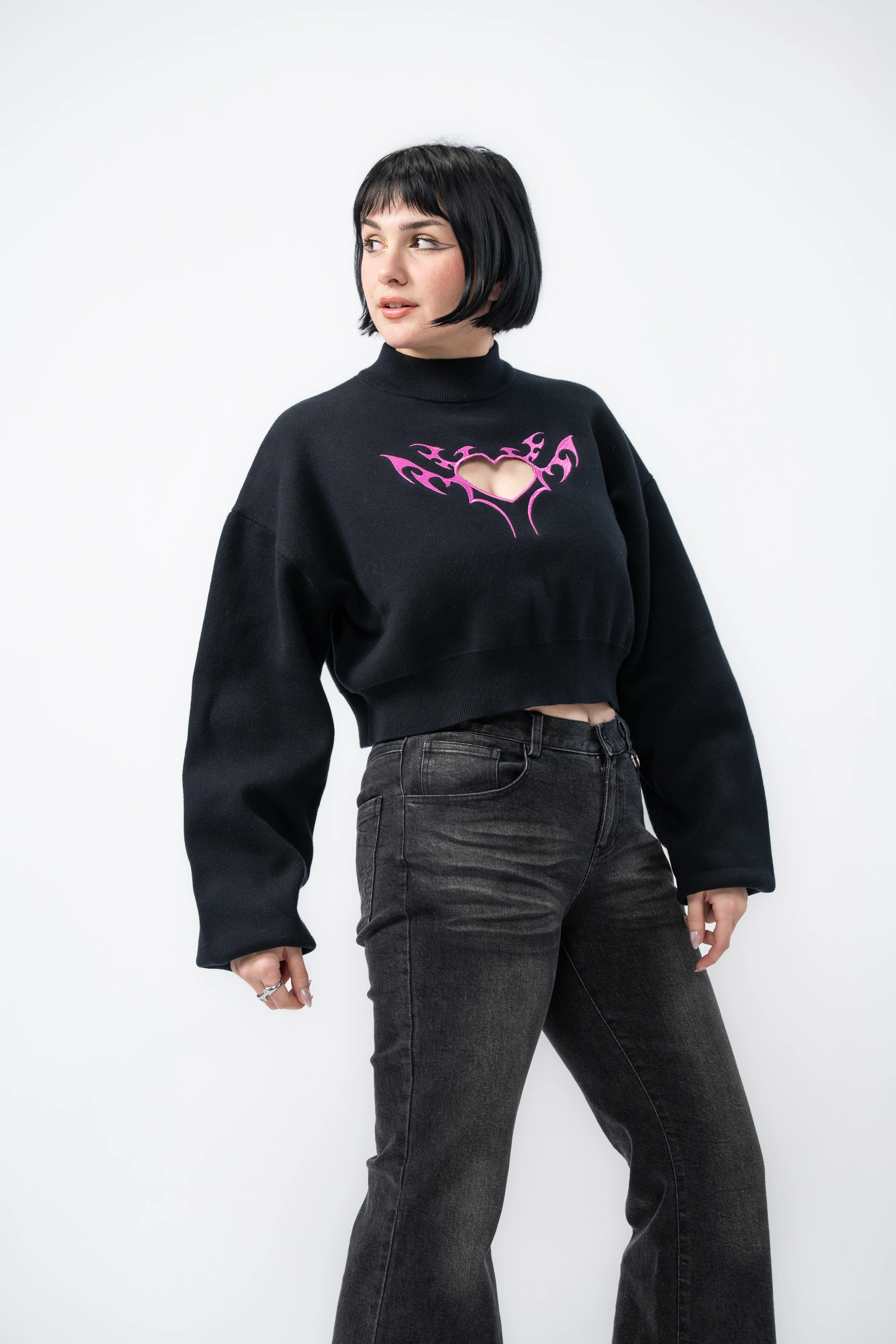 Cyber Heart Cut Out Sweater - Image 11