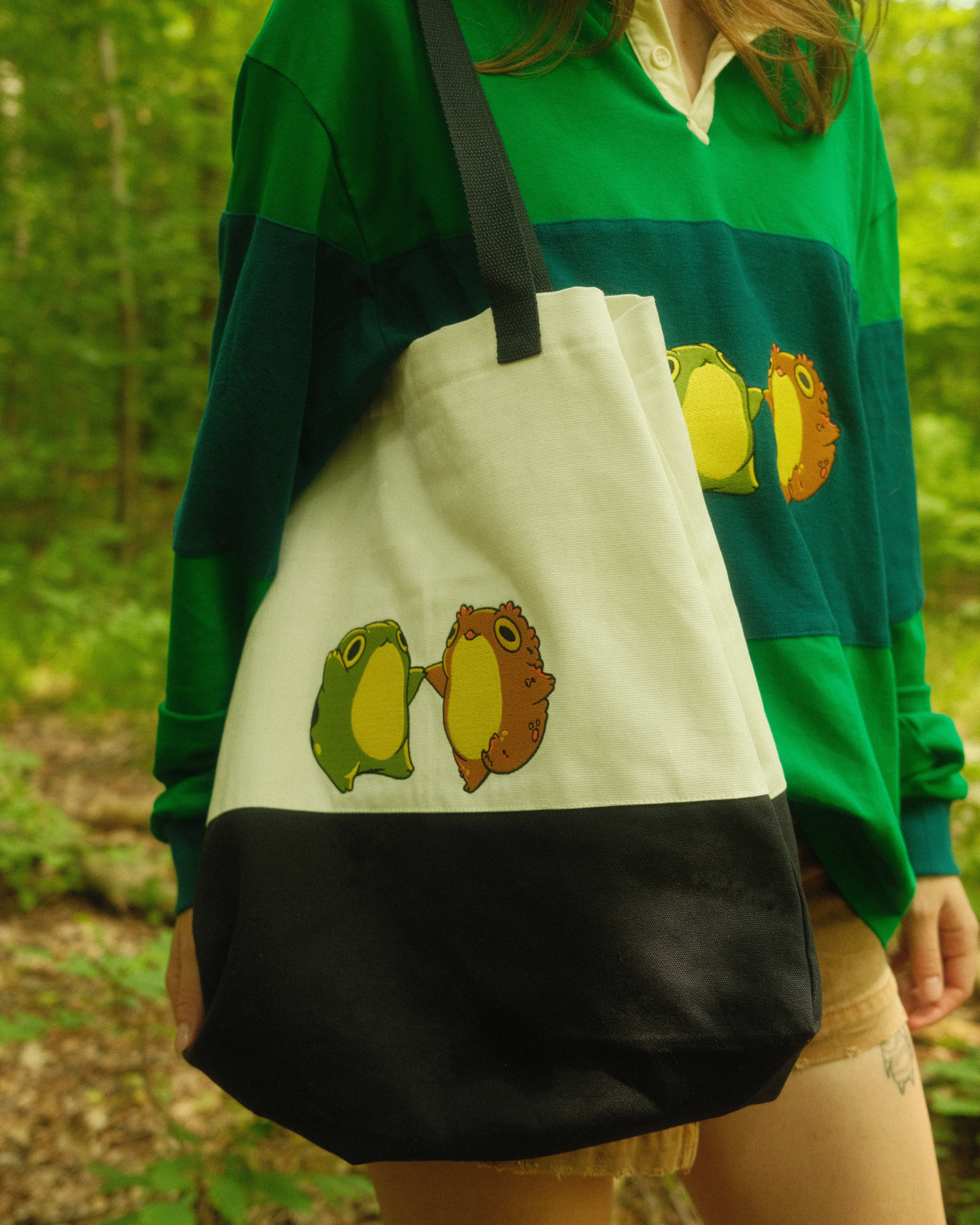 Dancing Frogs Tote - Image 4