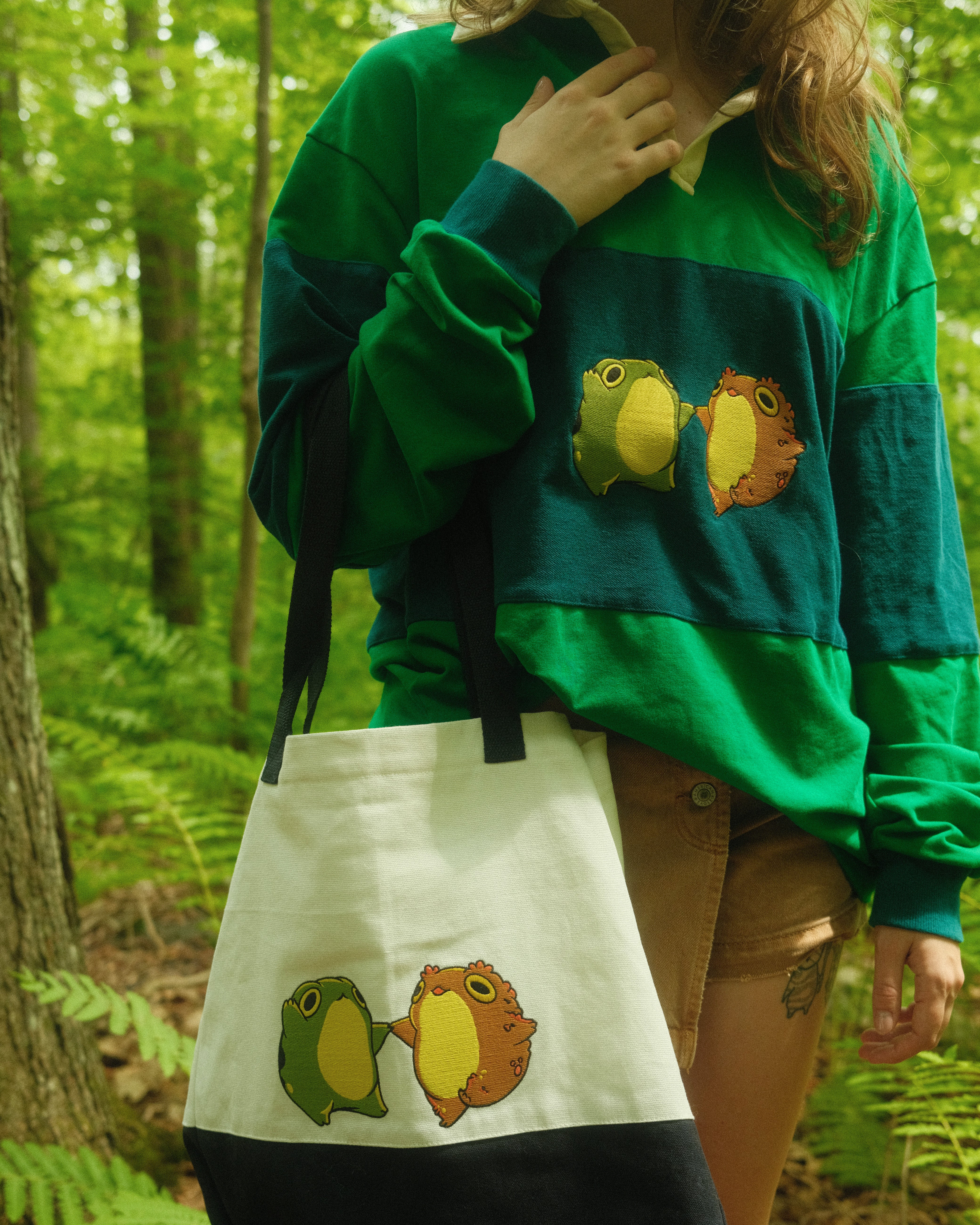 Dancing Frogs Tote - Image 5