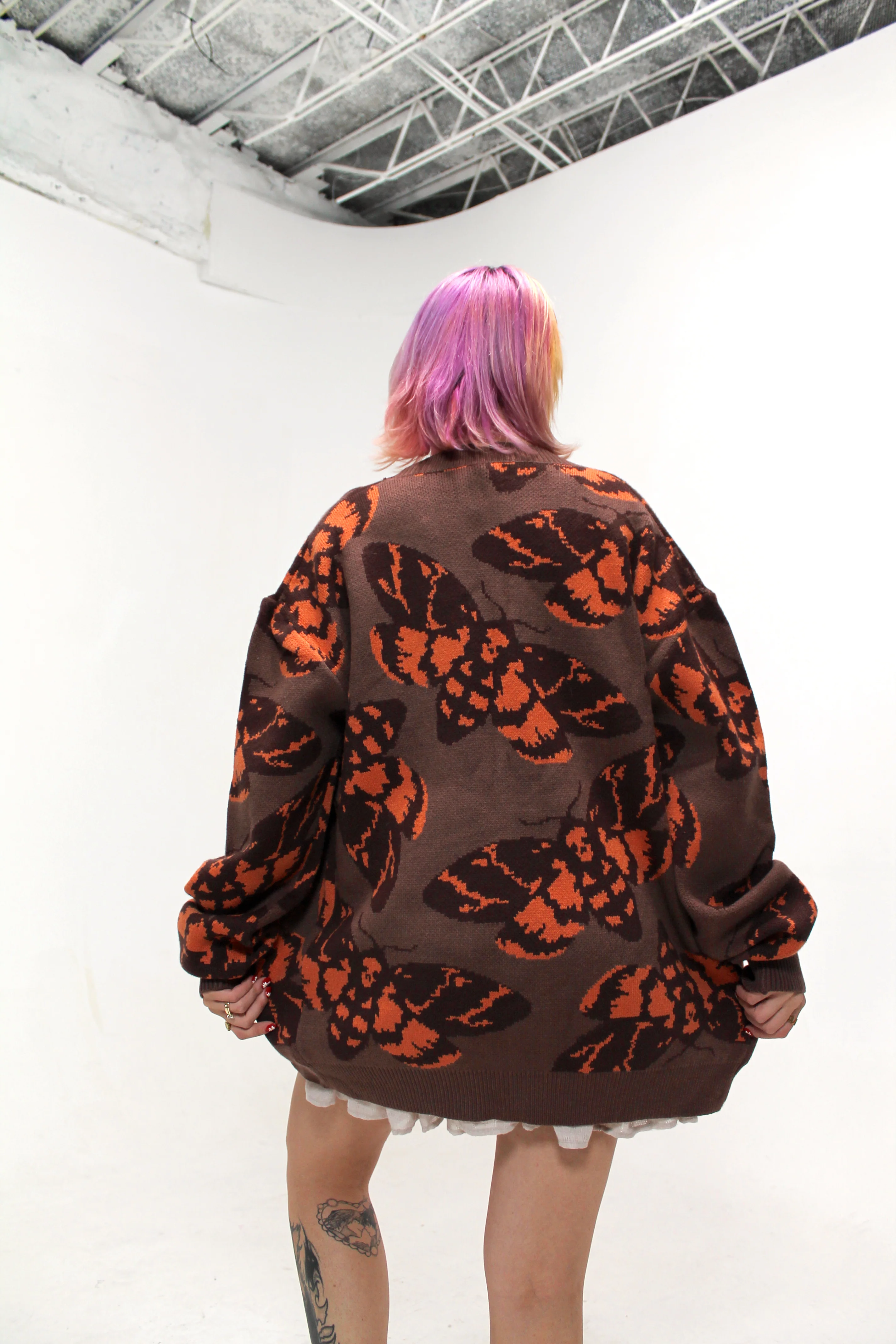 Death's-Head Hawkmoth Cardigan - Image 12