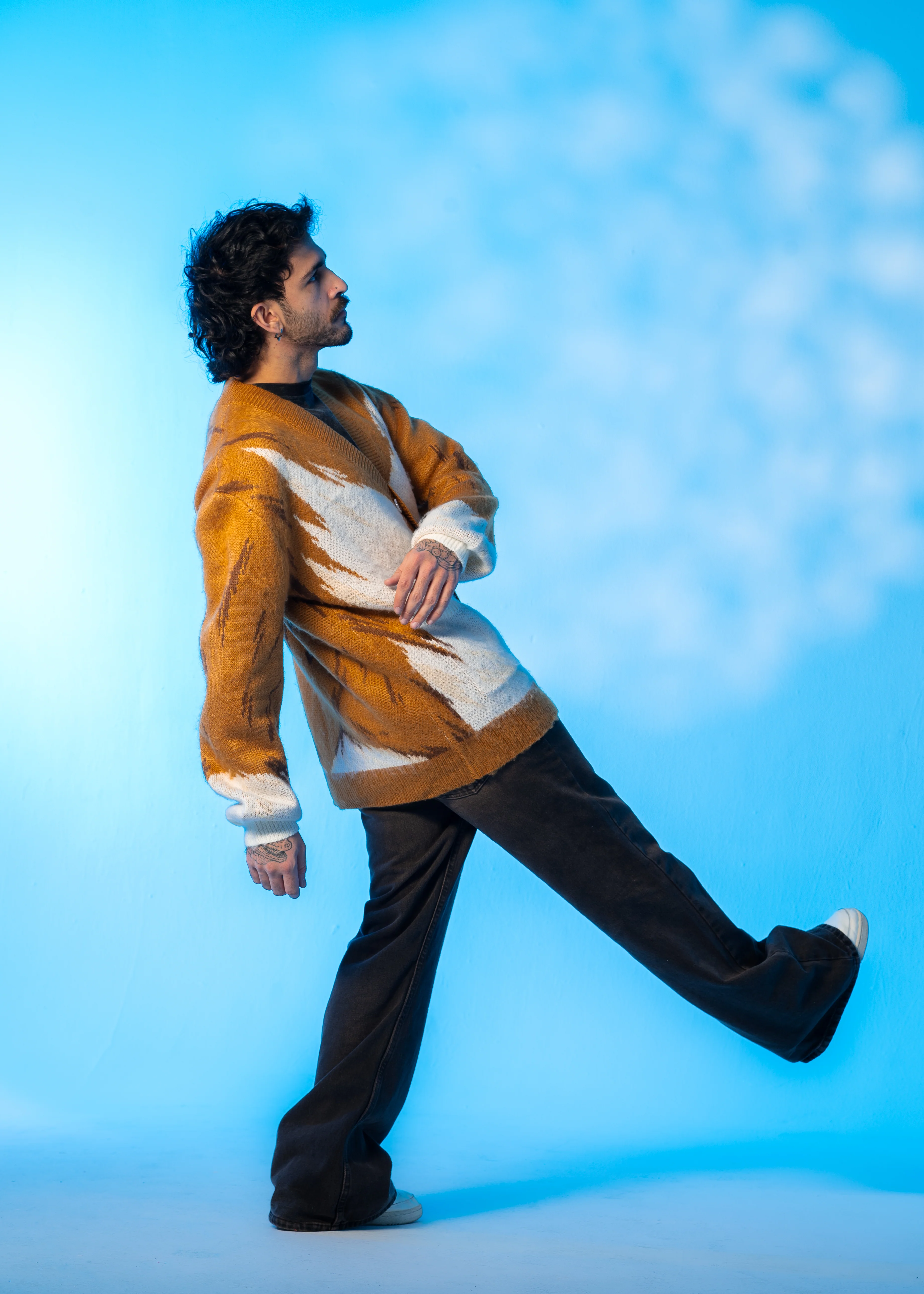 Fluffy Ein Cardigan - Image 7