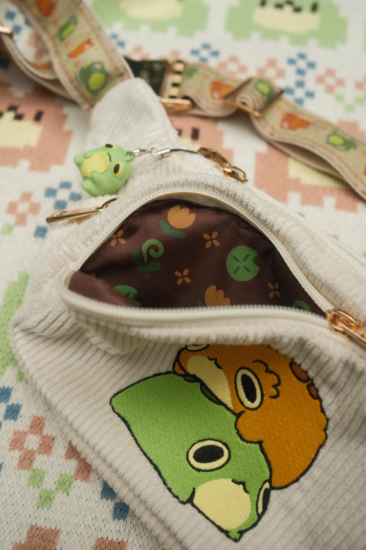 Frog Stack Fanny Pack - Image 9