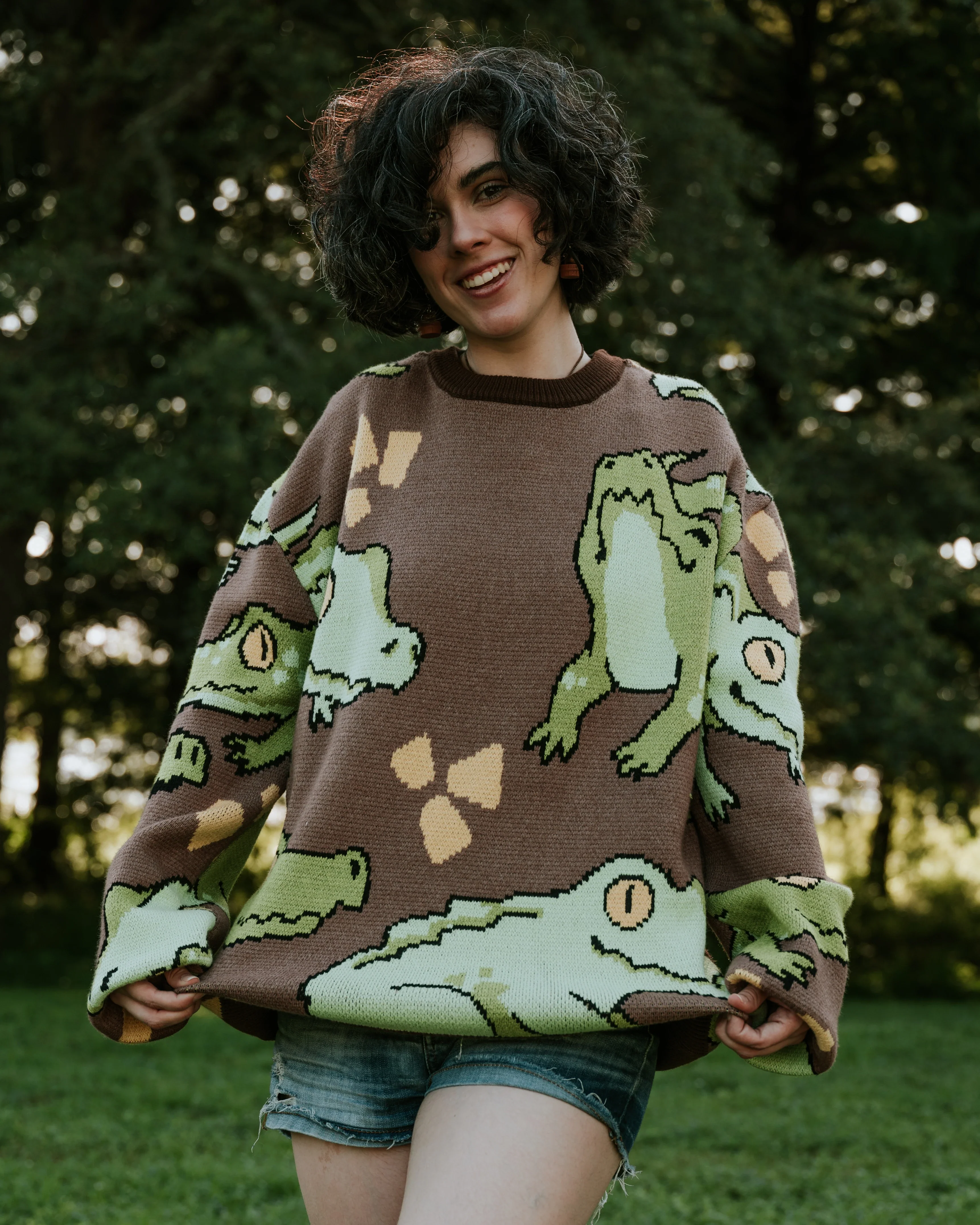 Gator Sweater - Image 3