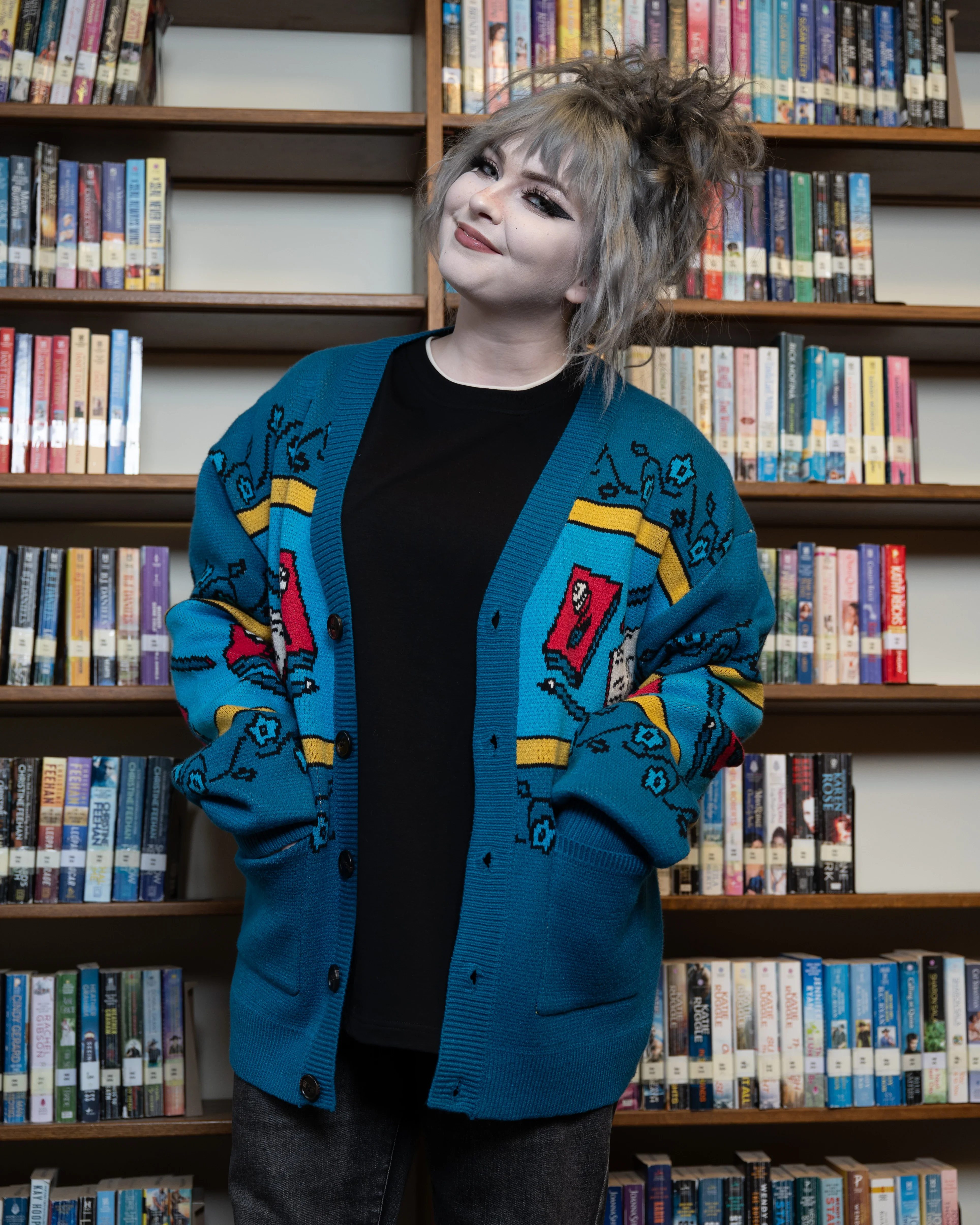 Librarian Cardigan - Image 13
