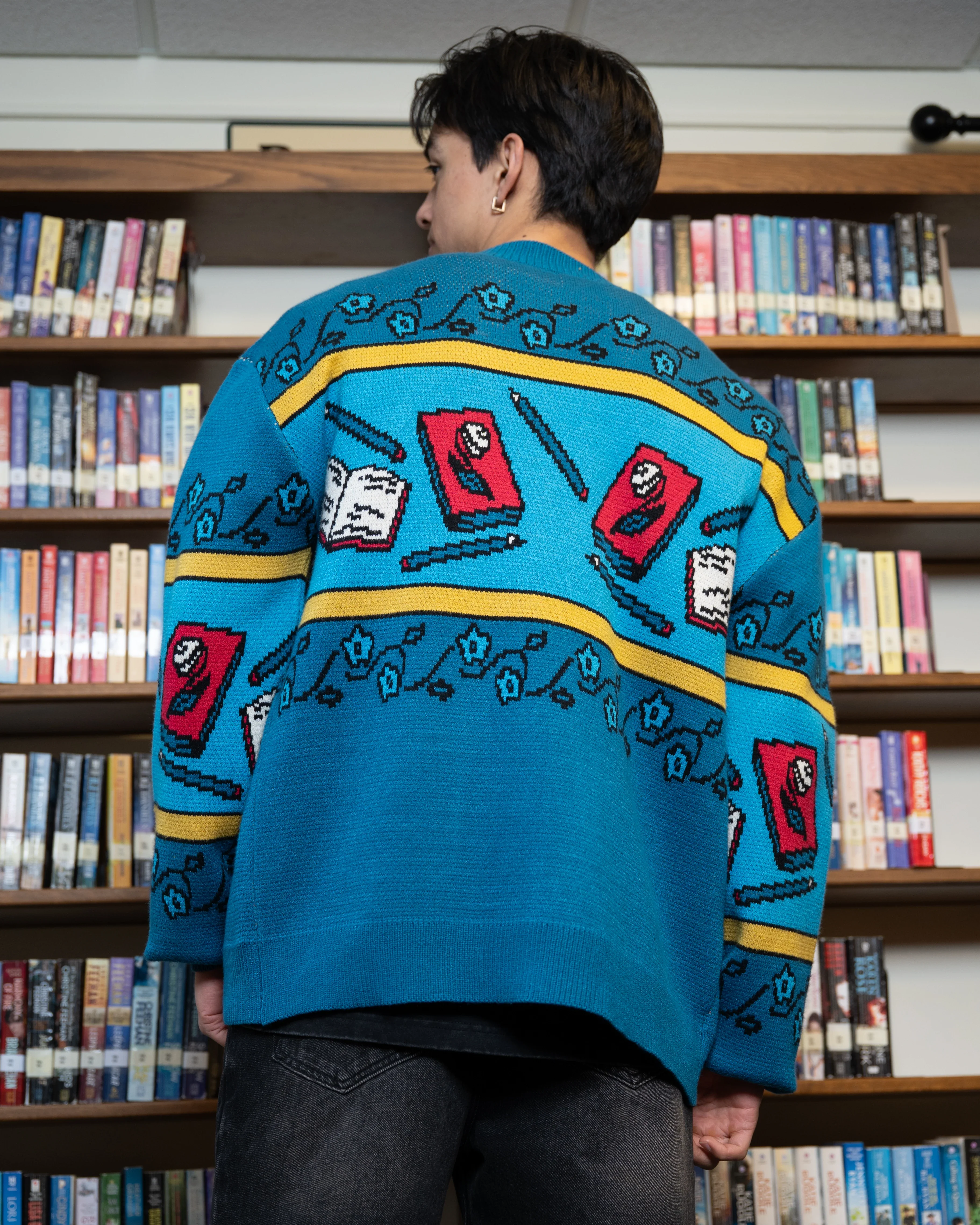 Librarian Cardigan - Image 8