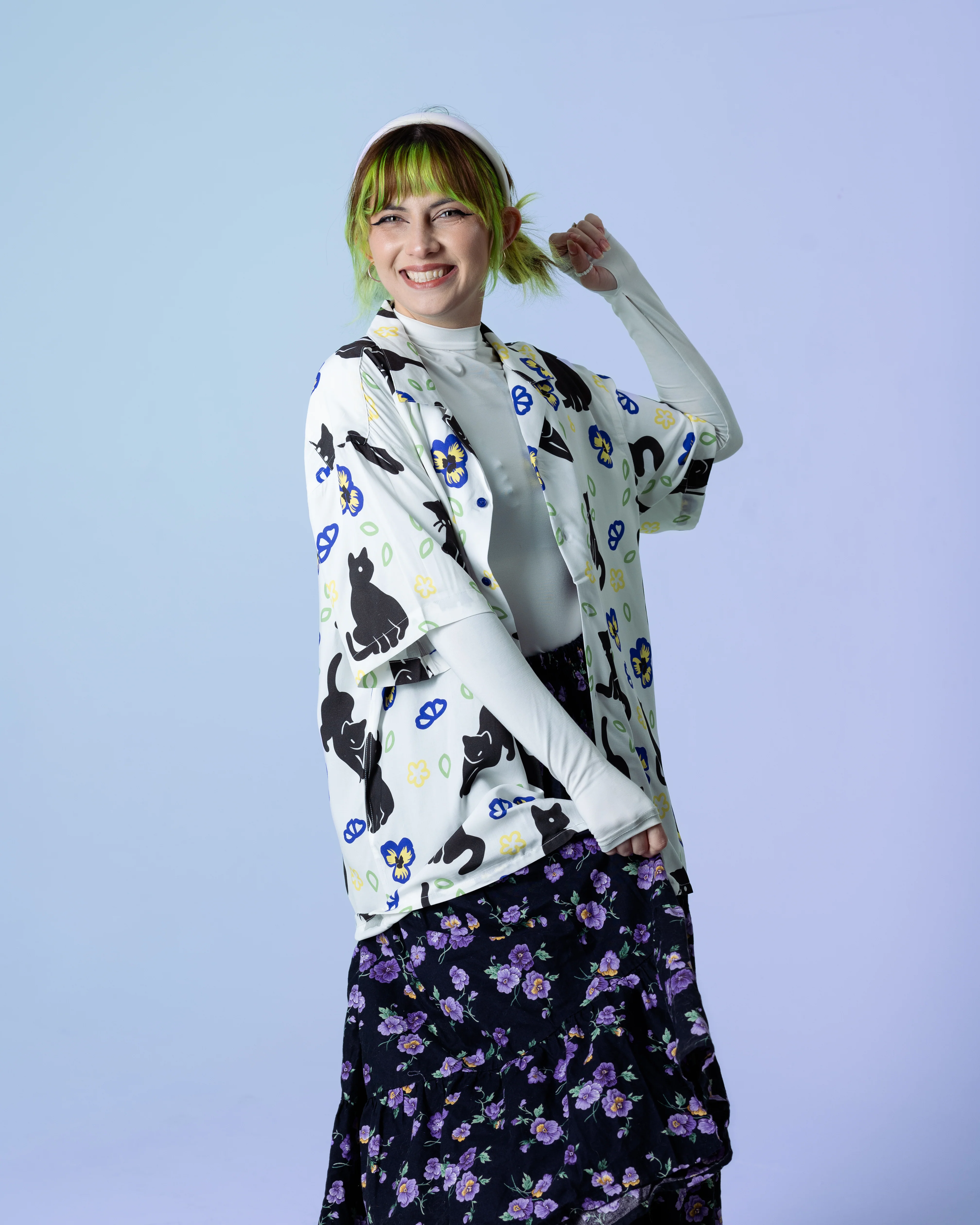 Meowin' Around Button Up - Image 10