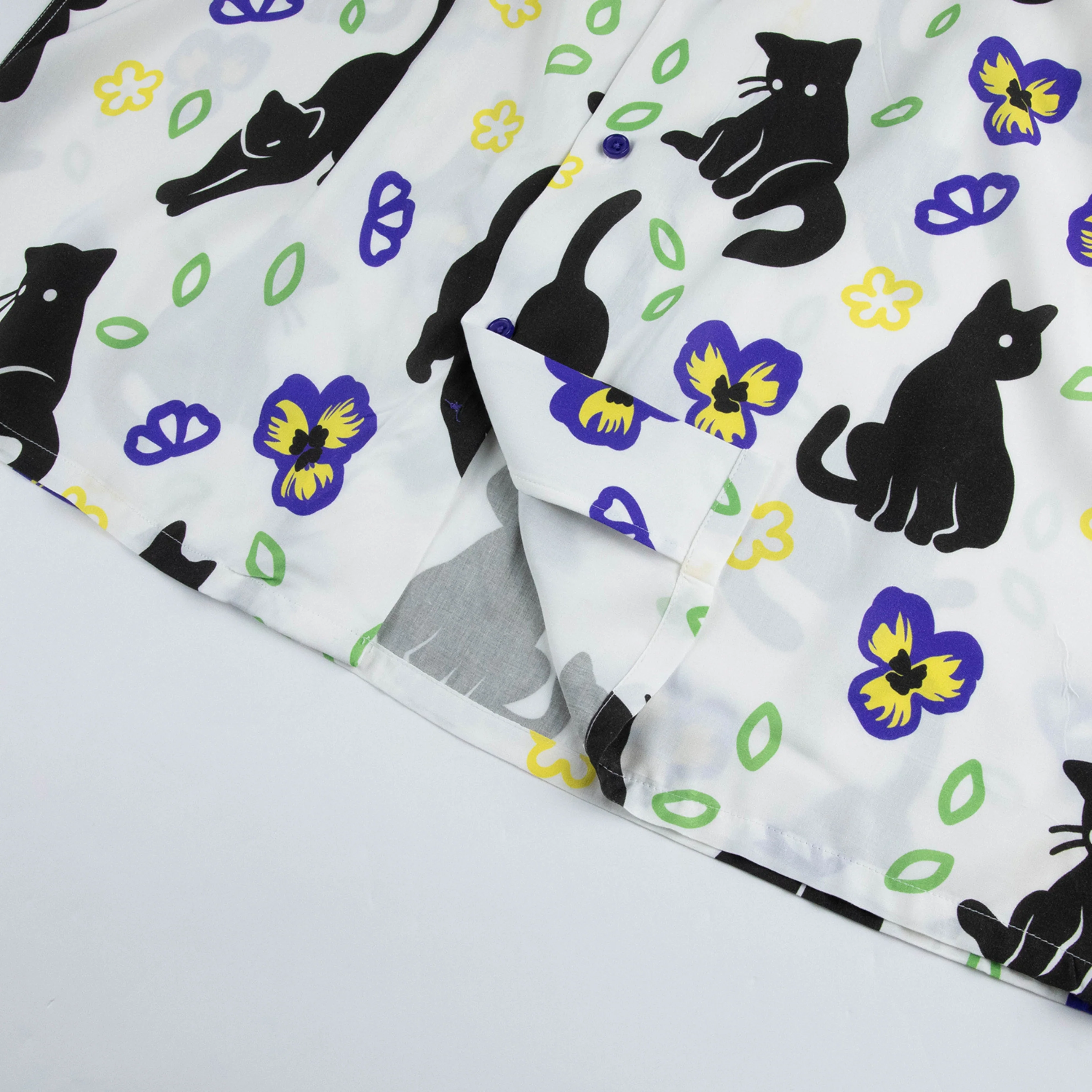 Meowin' Around Button Up - Image 14