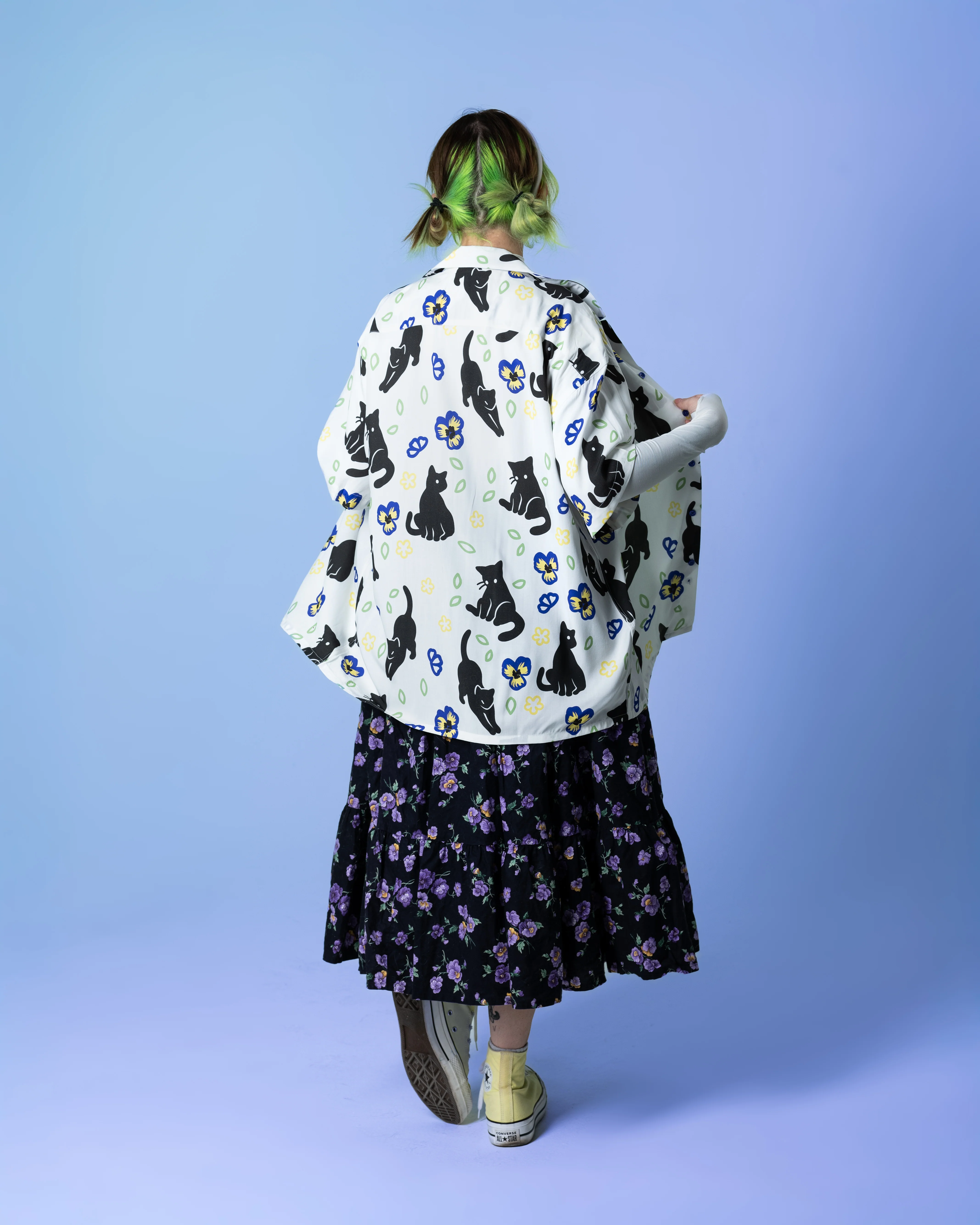Meowin' Around Button Up - Image 4