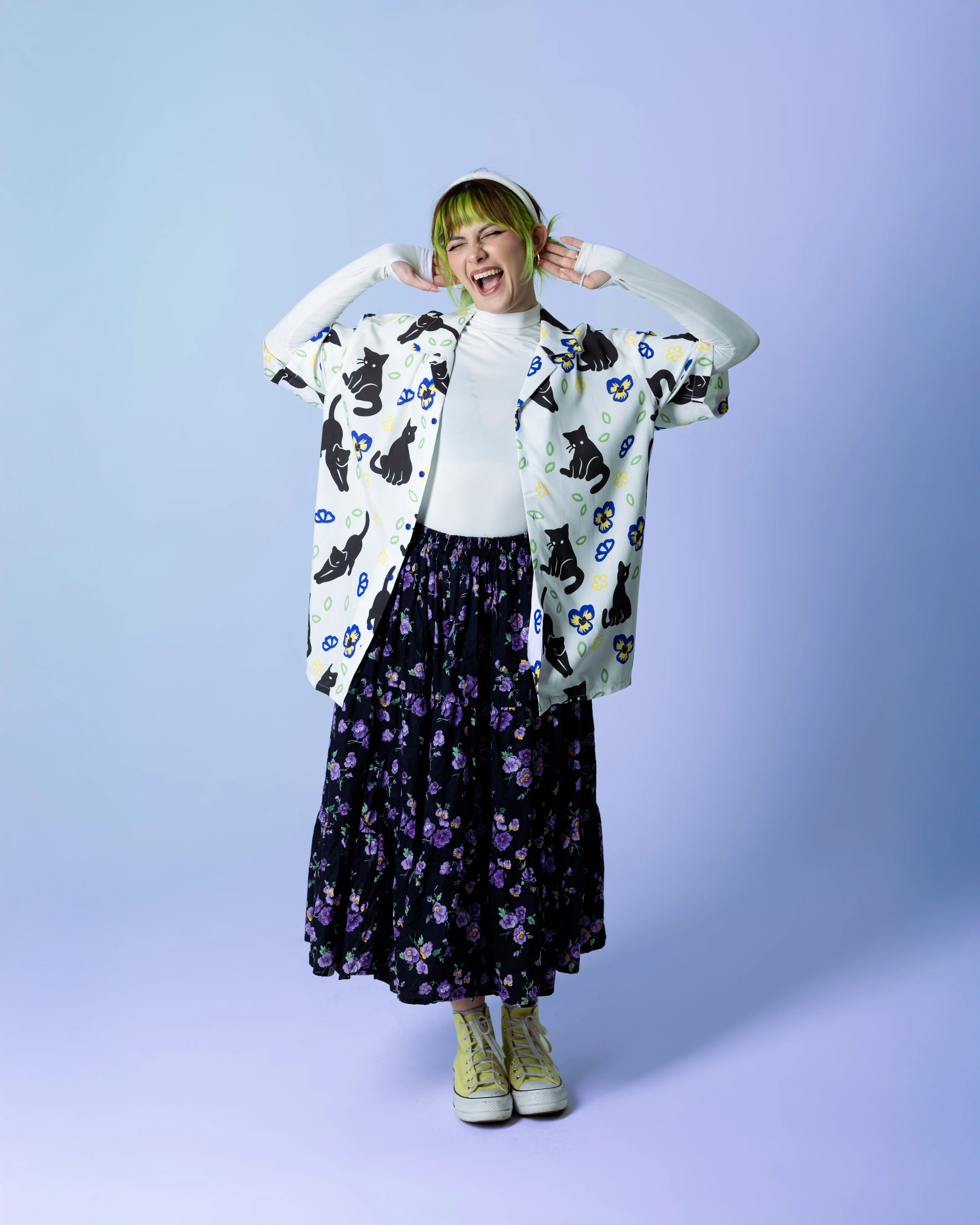 Meowin' Around Button Up - Image 7