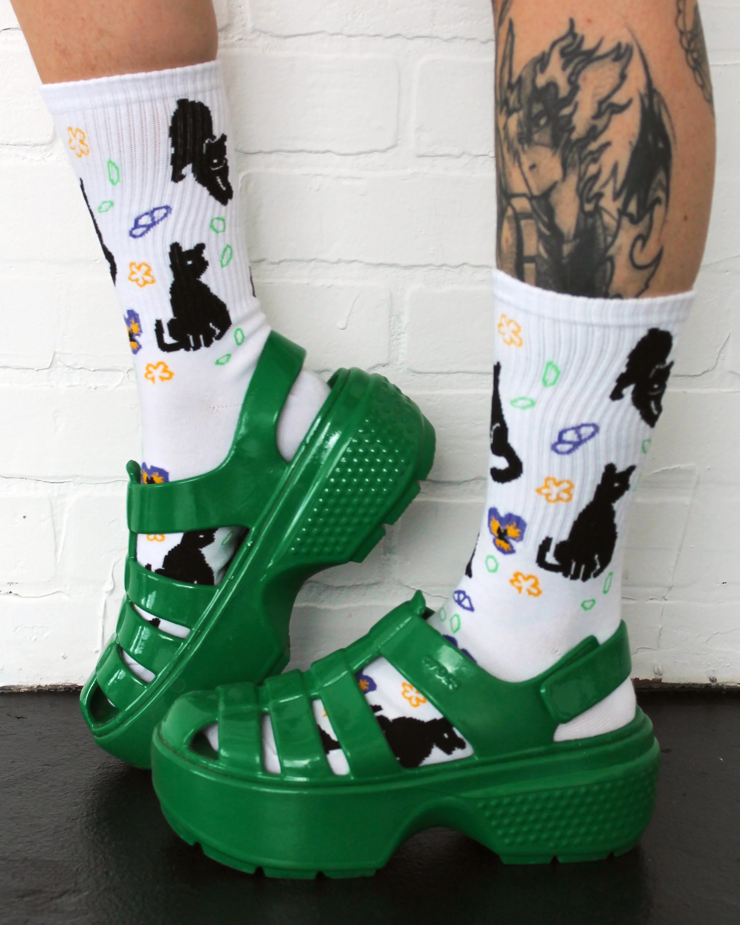 Meowin' Around Socks - Image 7