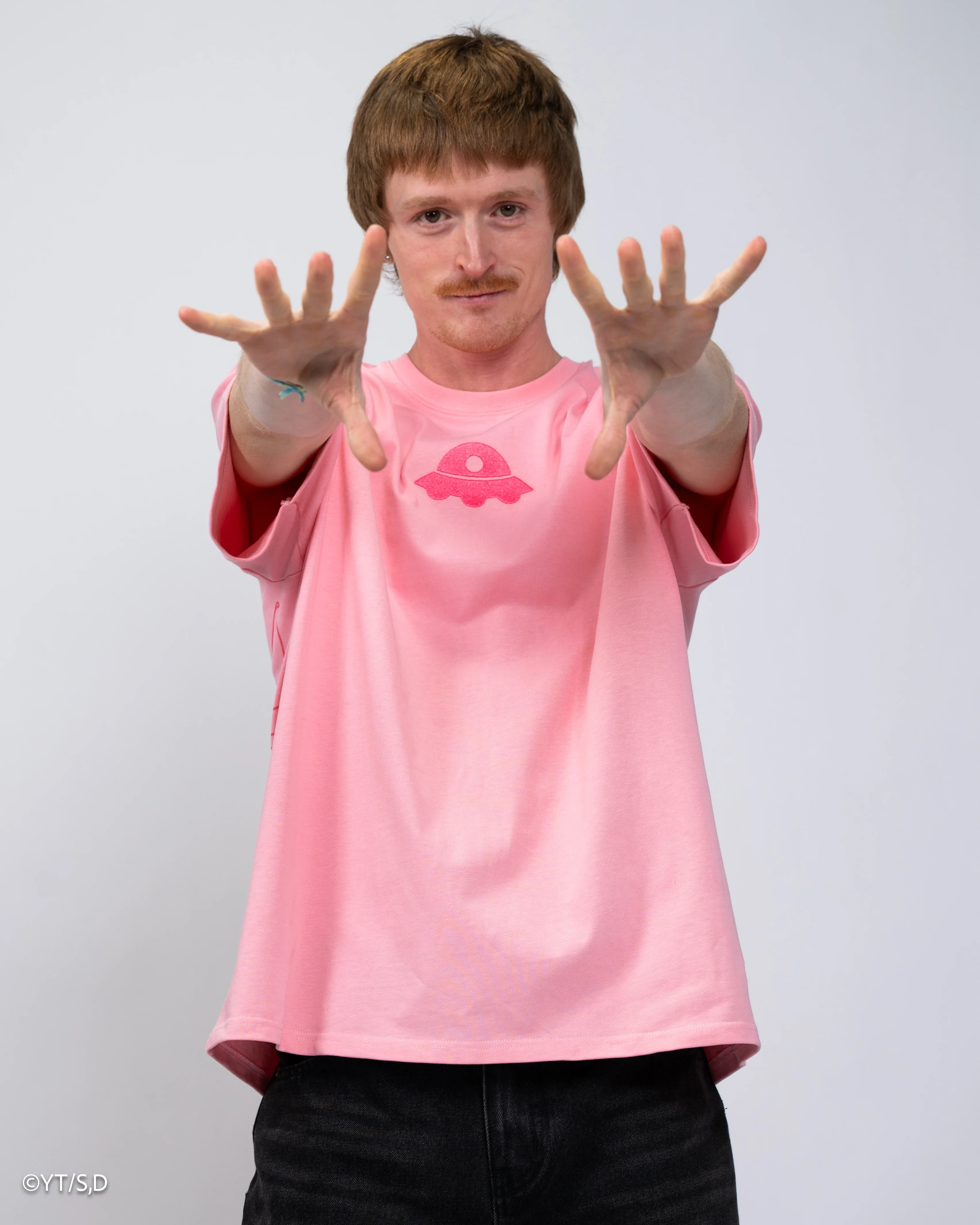Momo Tee - Image 11