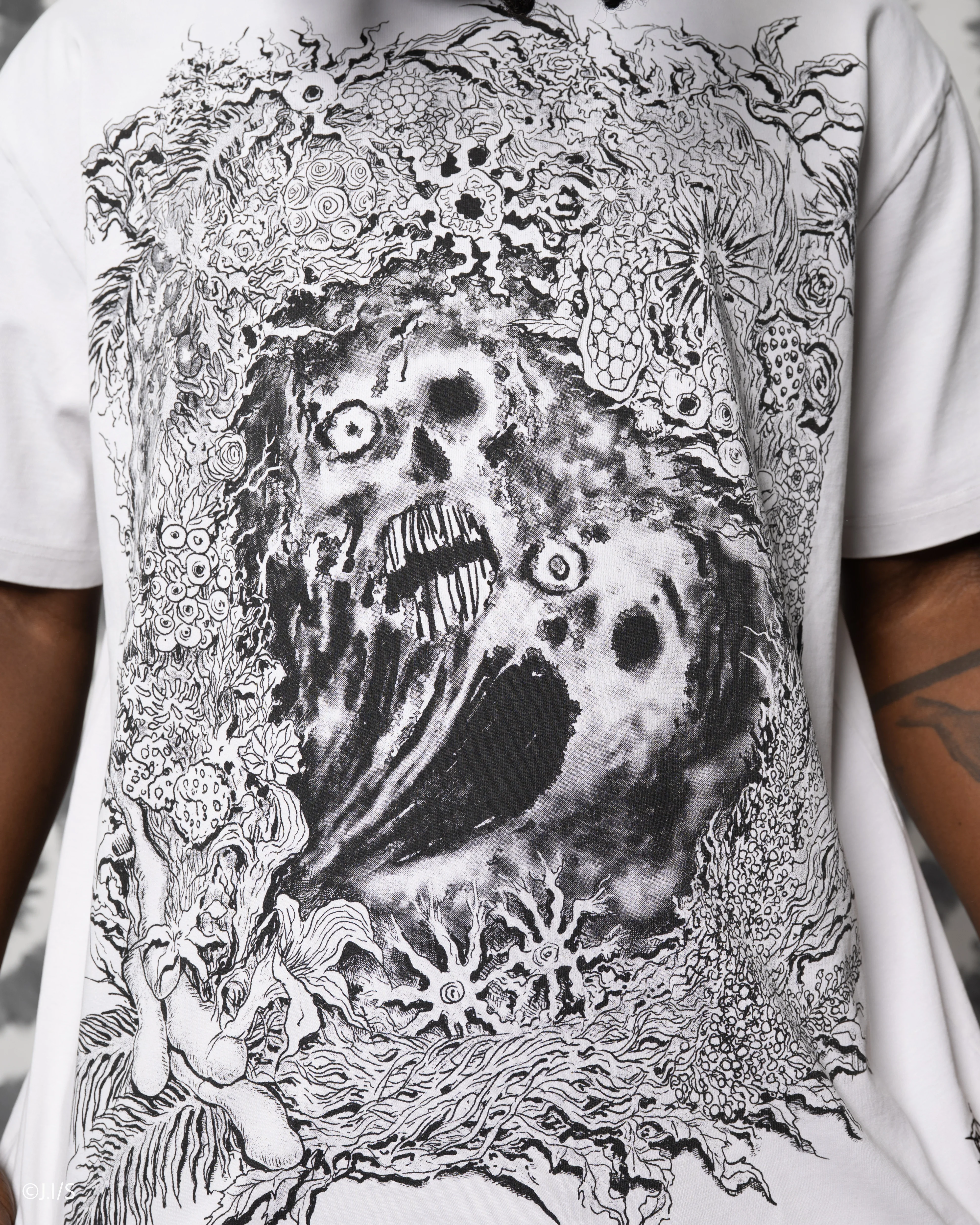 No Longer Human Tee [EARLY ACCESS] - Image 12