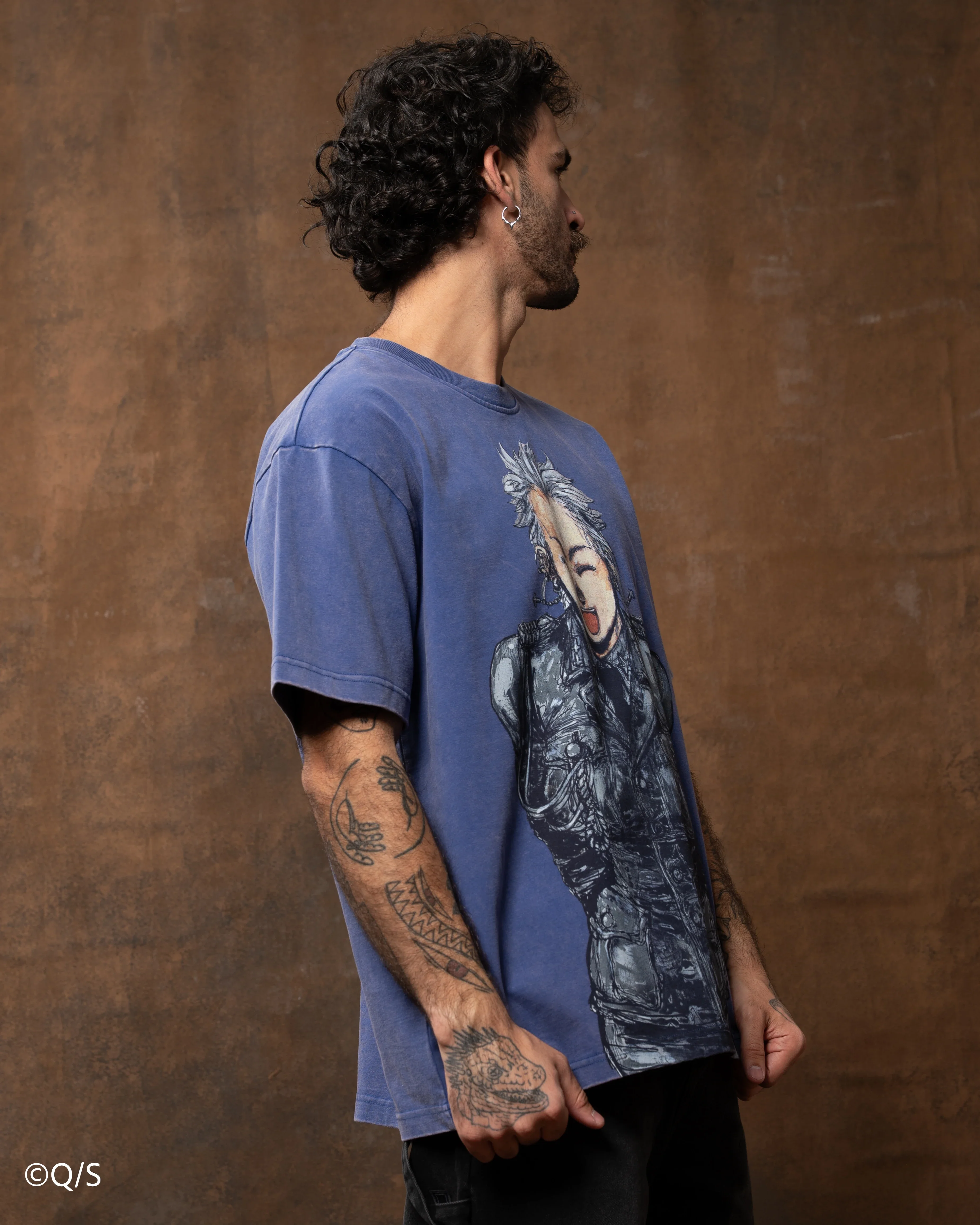 Noi Front Print Tee - Image 11