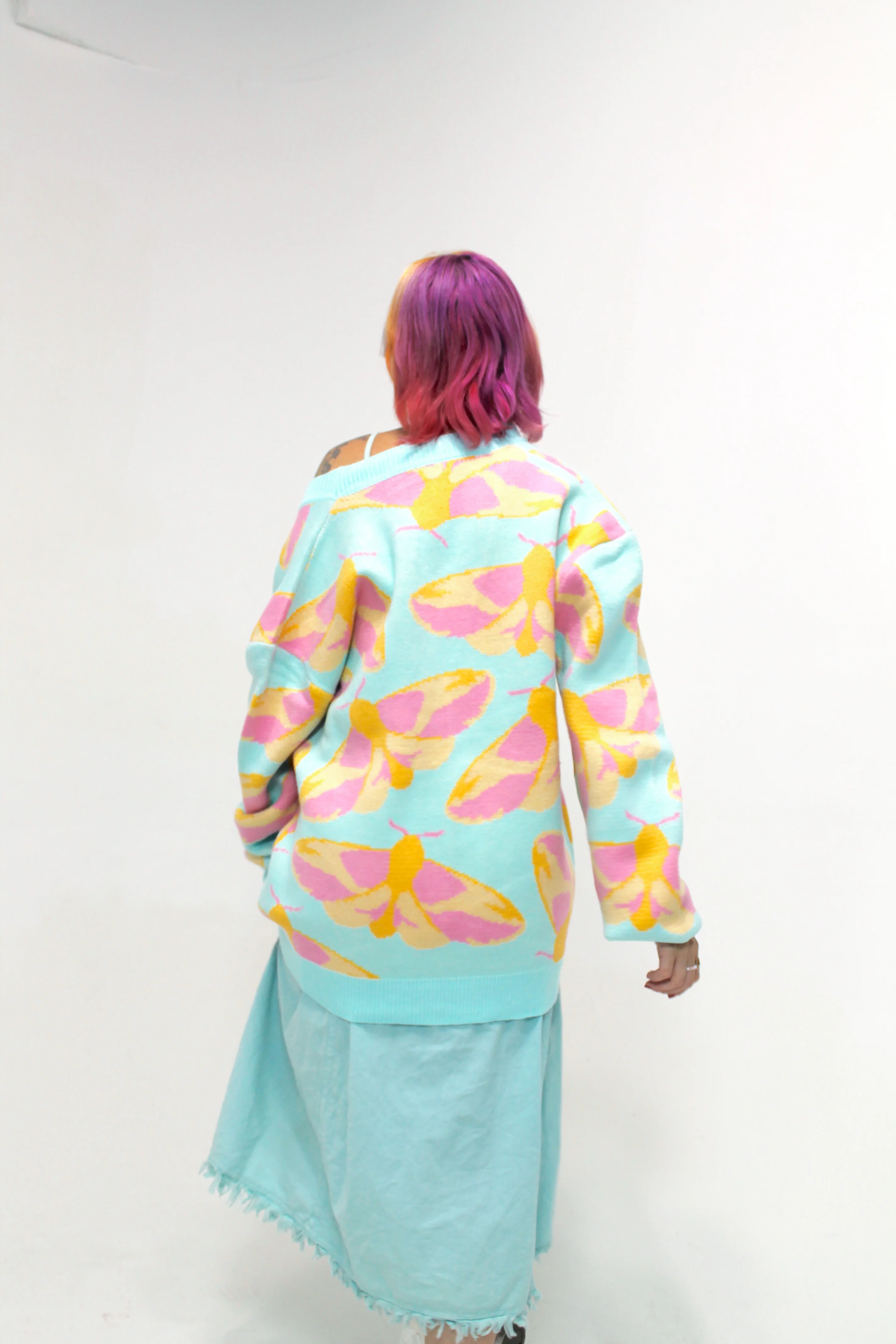 Rosy Maple Moth Cardigan - Image 4