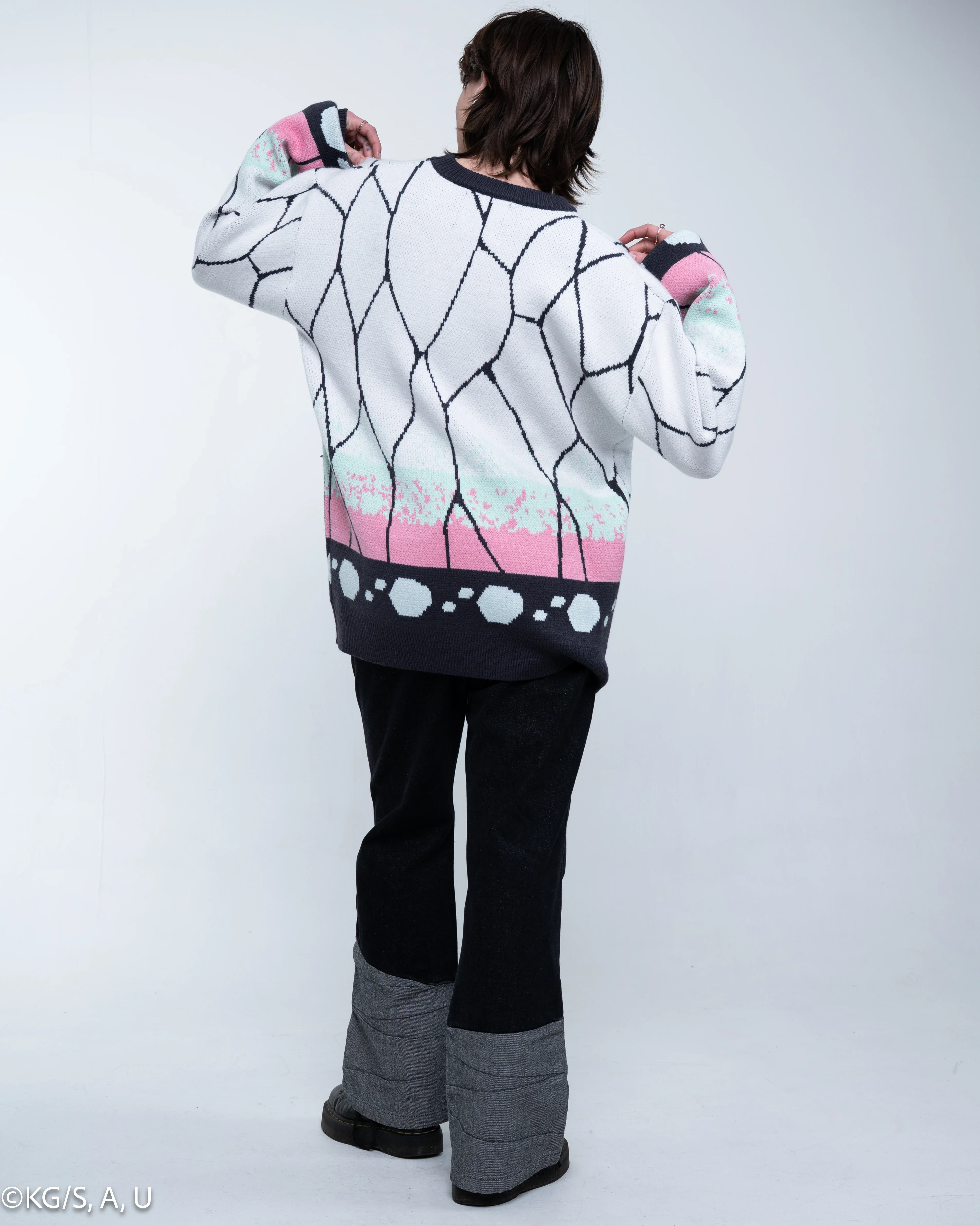 Shinobu Sweater - Image 8