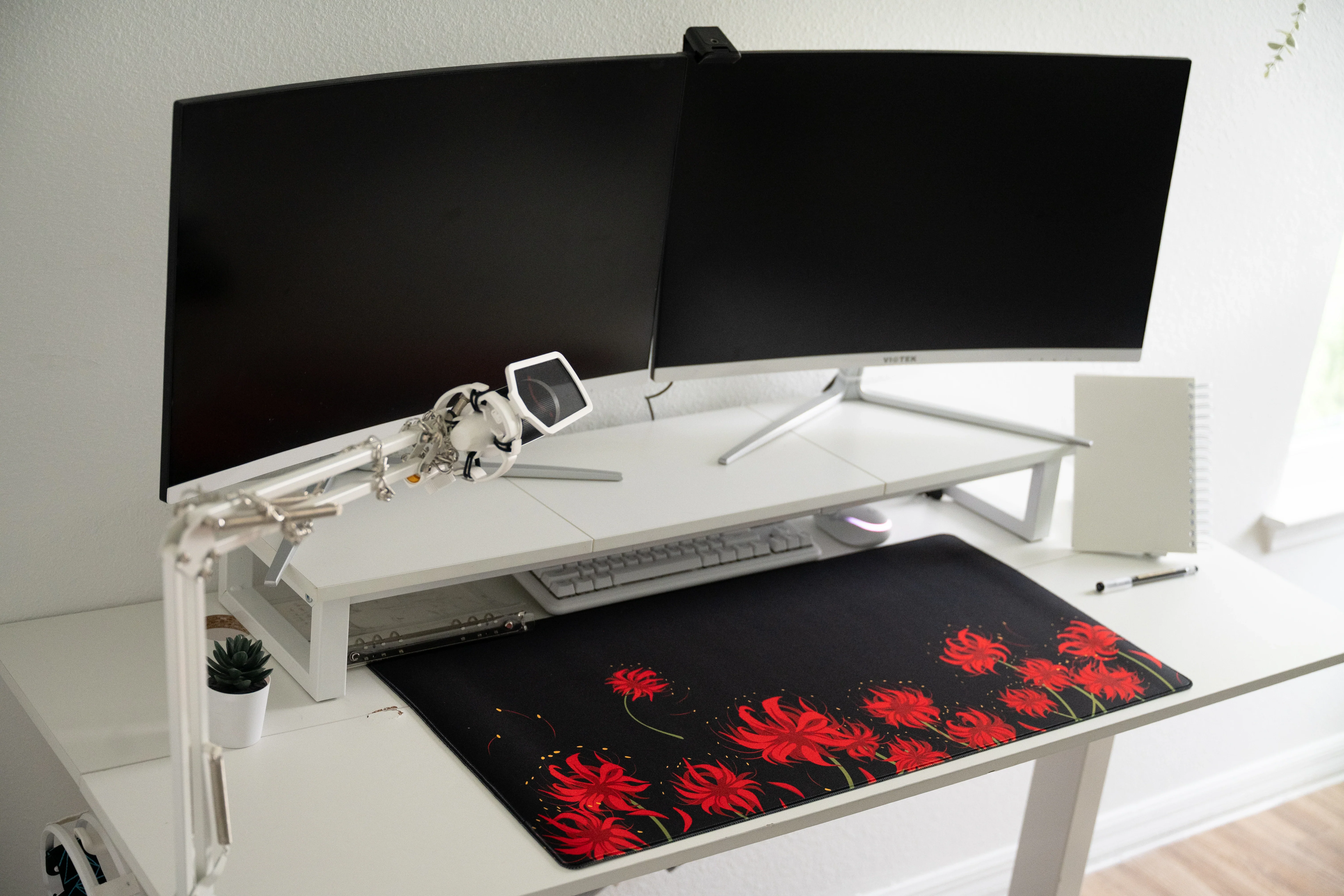 Spider Lily Desk Mat - Image 4