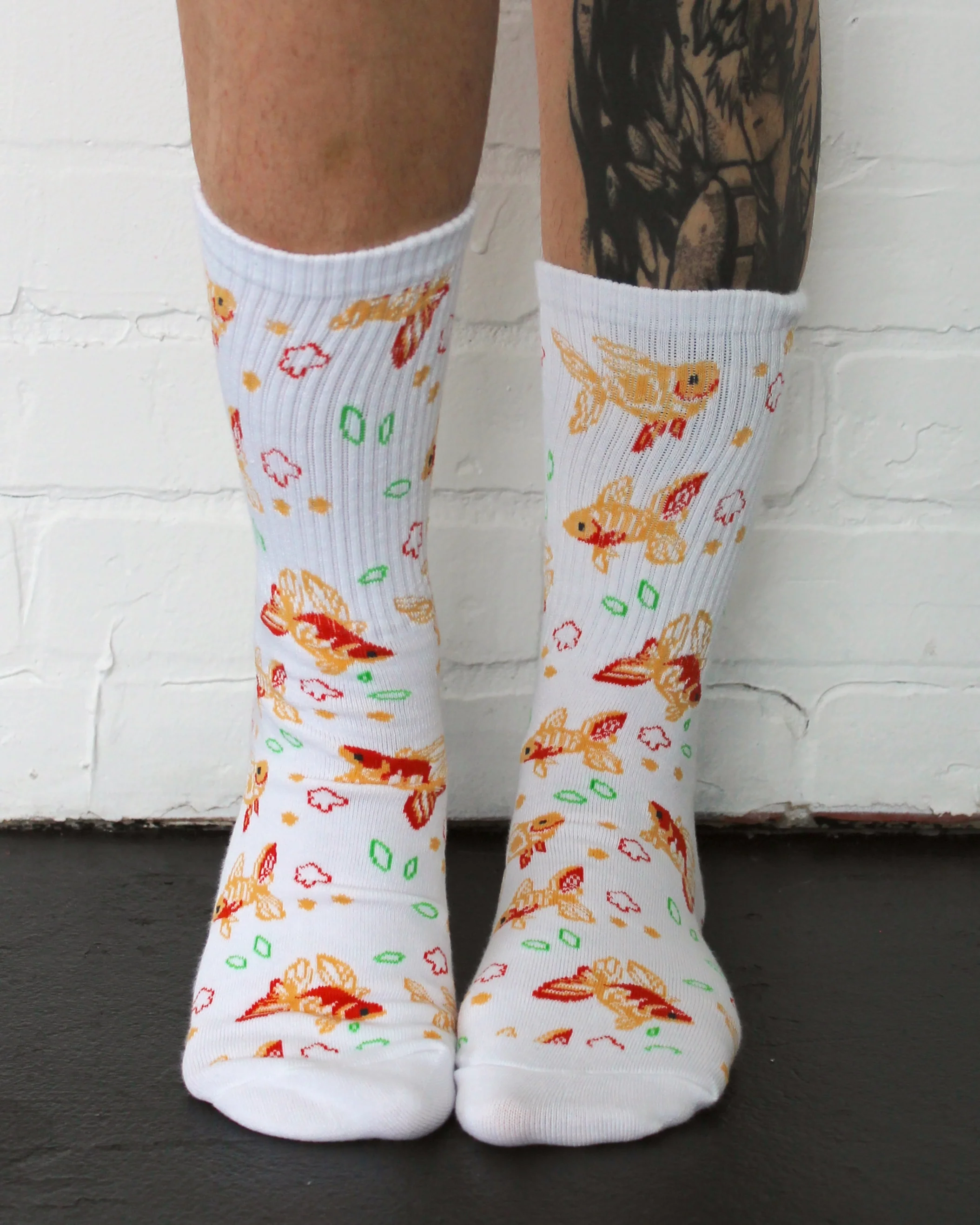 Swimmin' Around Socks - Image 4
