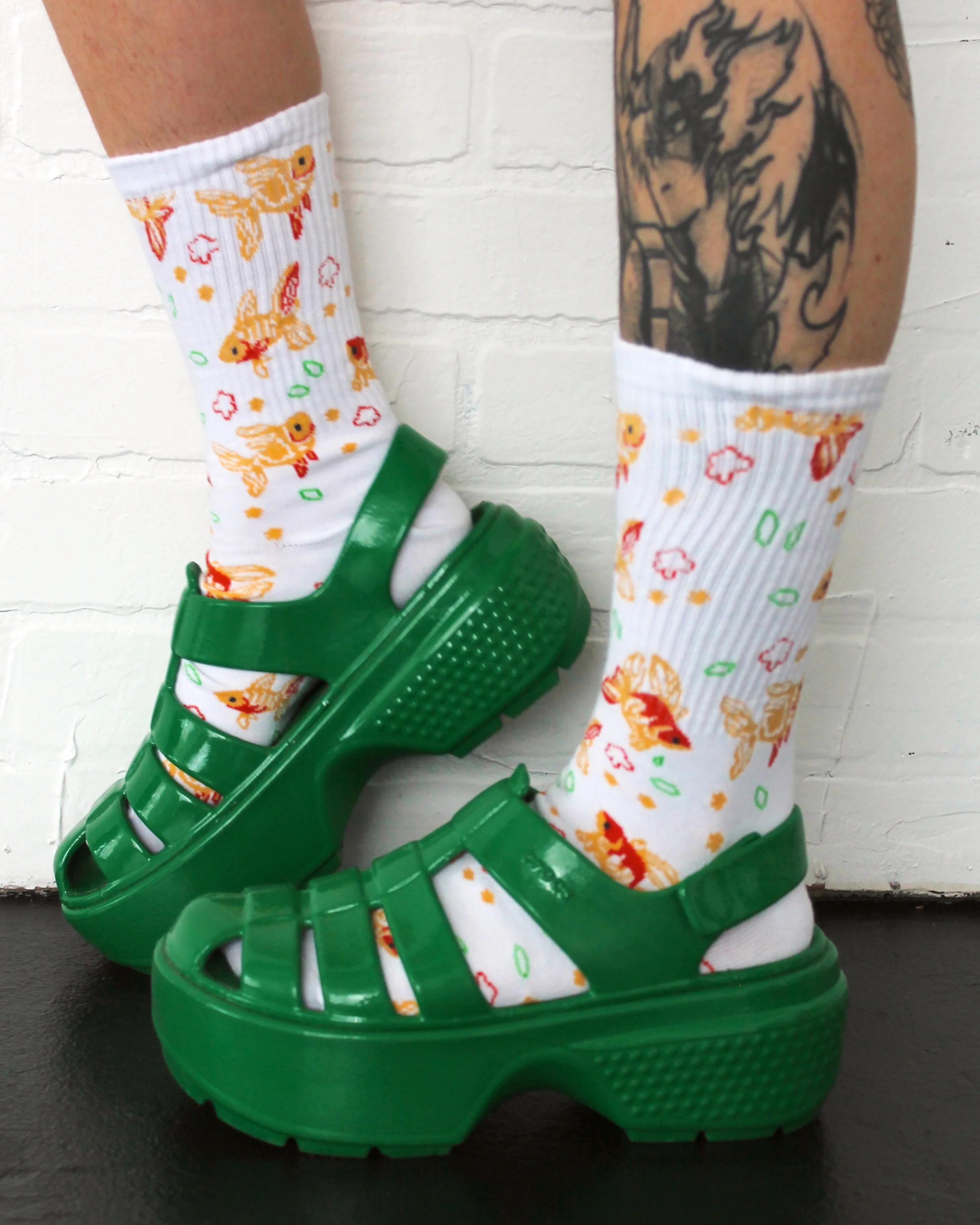 Swimmin' Around Socks - Image 7
