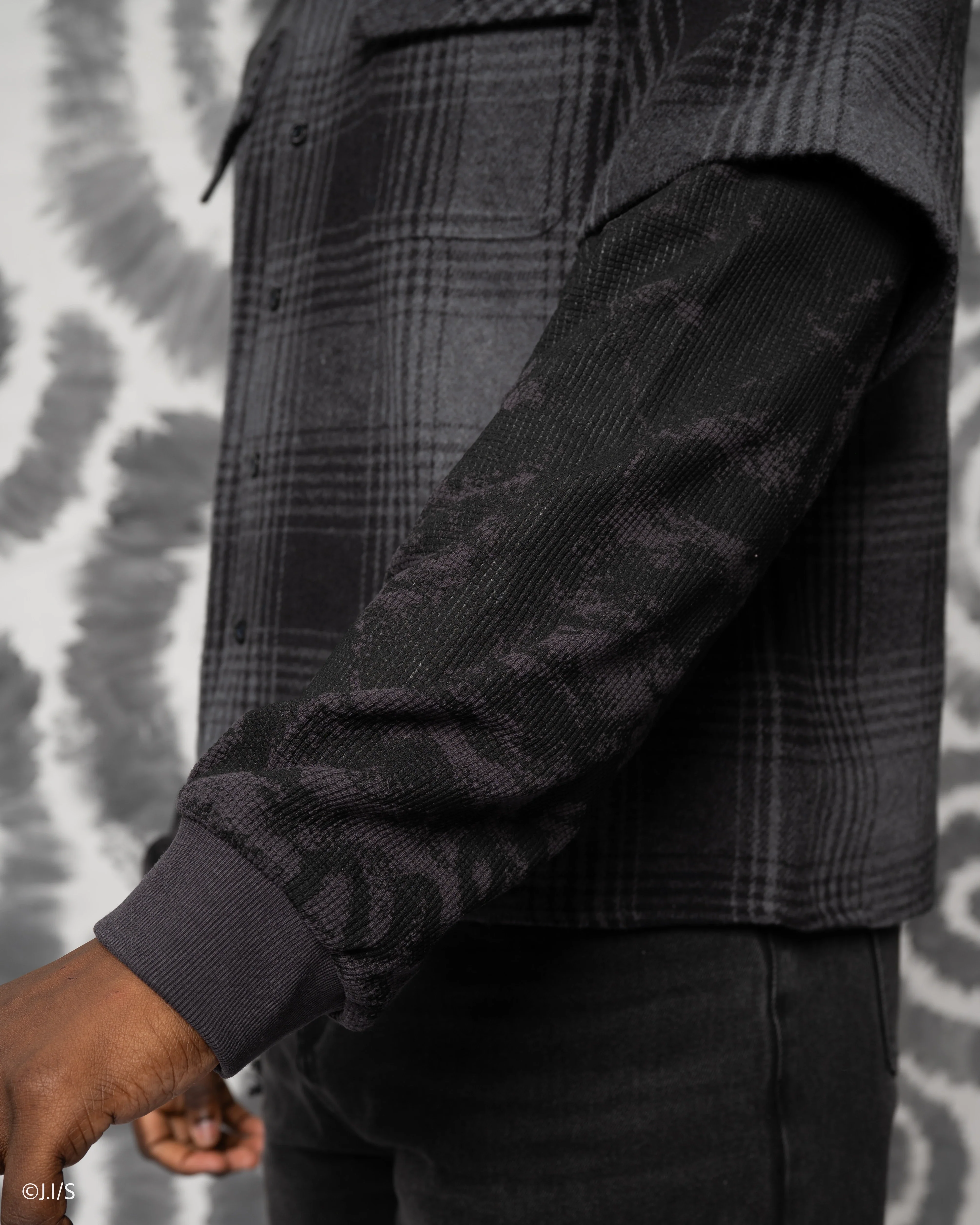 Uzumaki Flannel [EARLY ACCESS] - Image 17